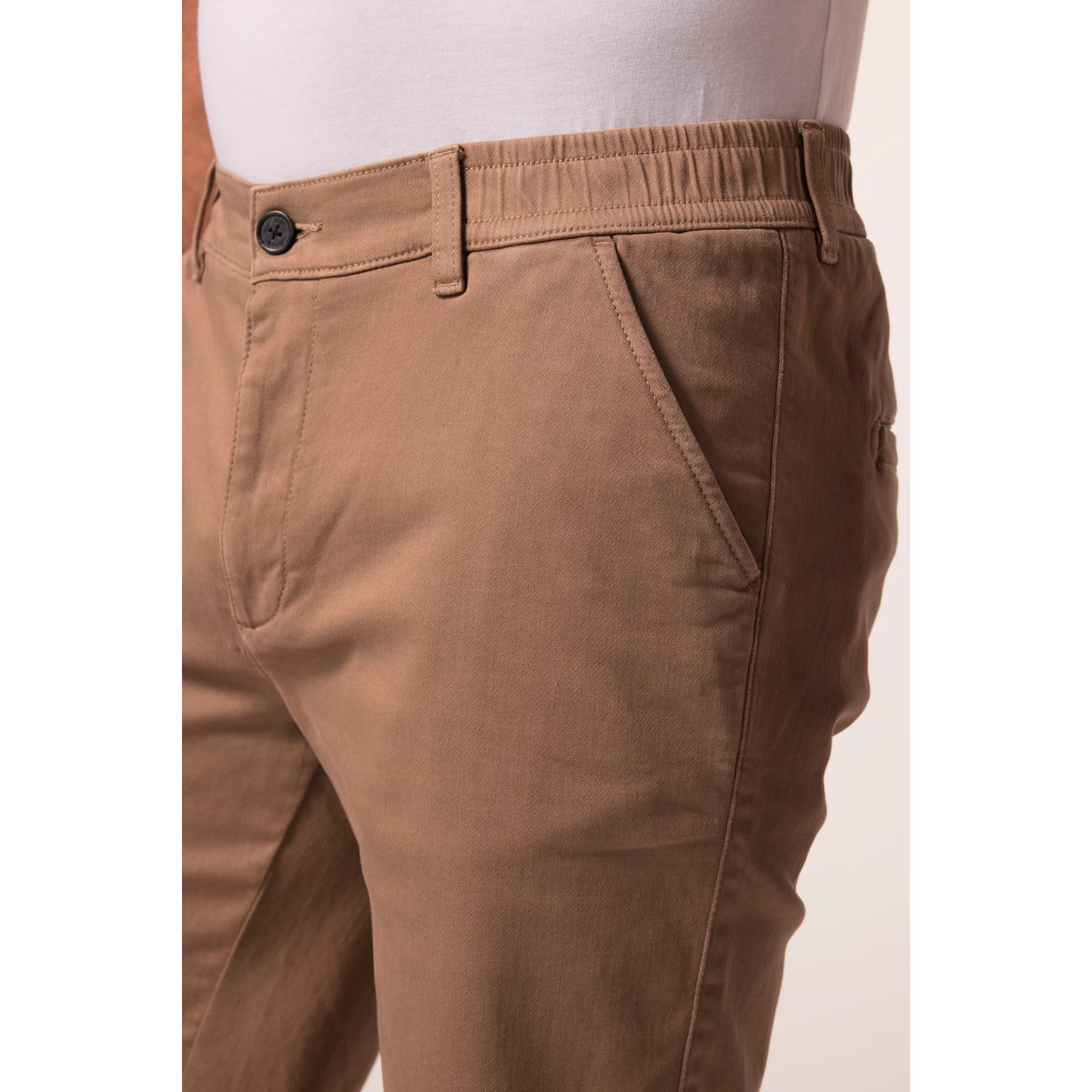 Bermuda chino, technologie FLEXNAMIC® marron clair, JP1880