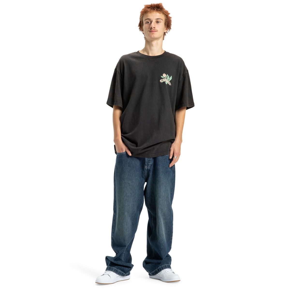 T-shirt à manches courtes OUTGROW. noir black, DC SHOES
