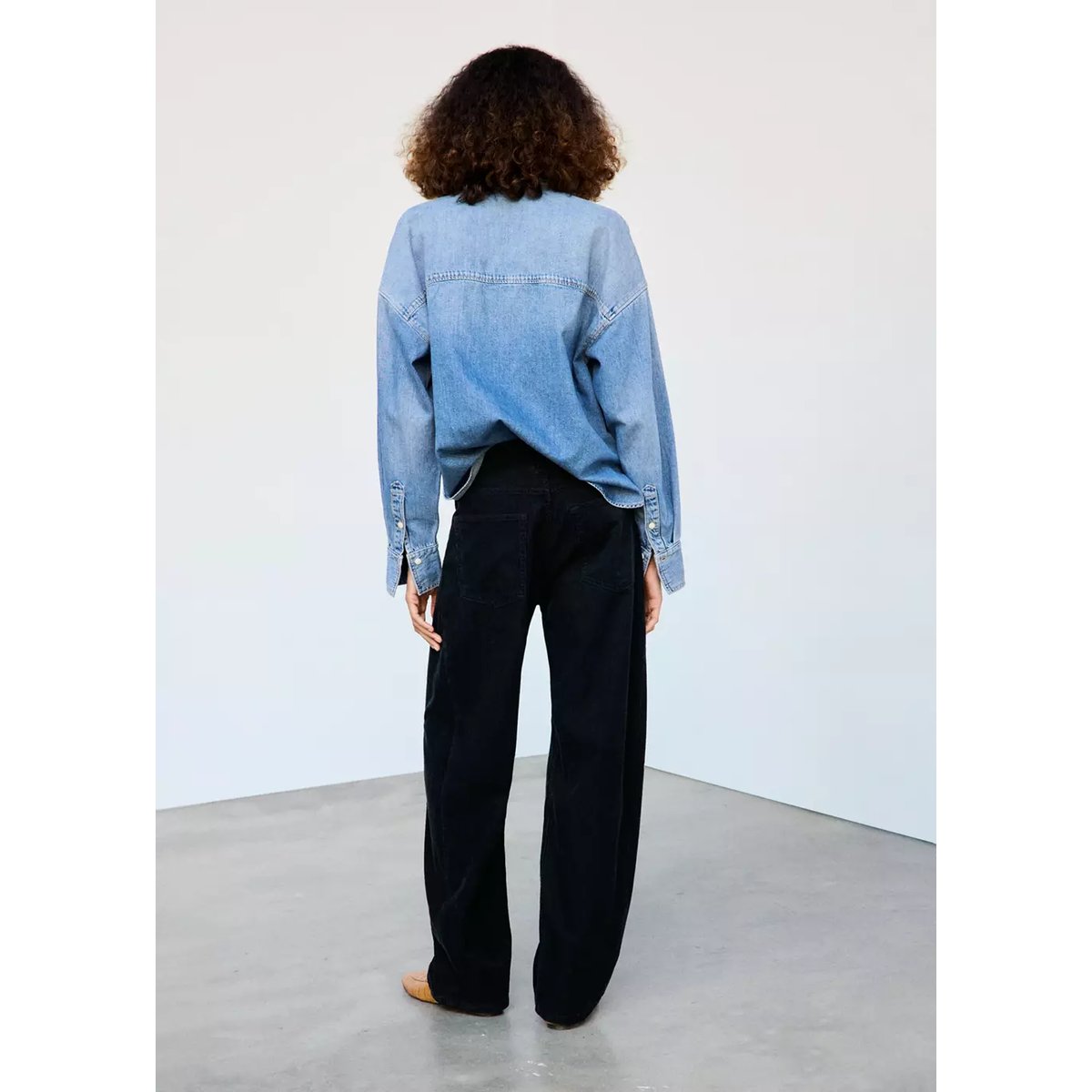 Pantalon ballon en velours côtelé bleu nuit, MANGO