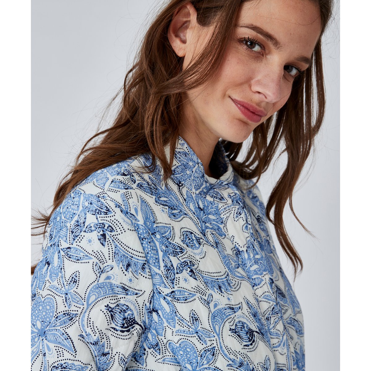 Veste ceinturée surpiqûres fantaisie blanc fleuri, DAMART