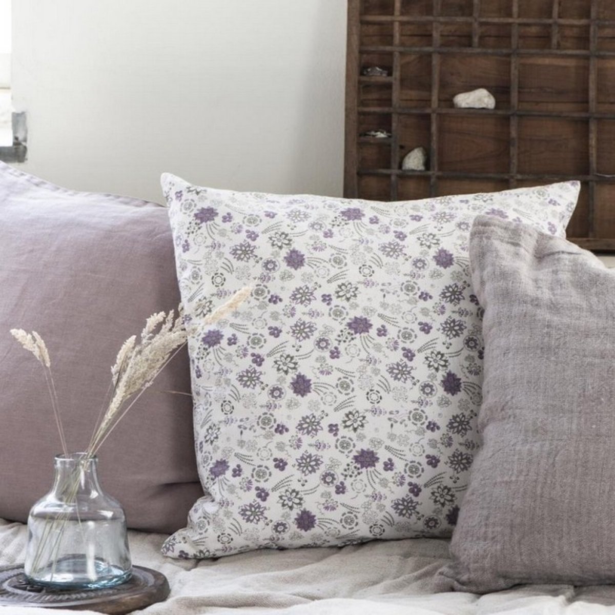 Housse de coussin coton imprimé fleuri mauve, IB LAURSEN