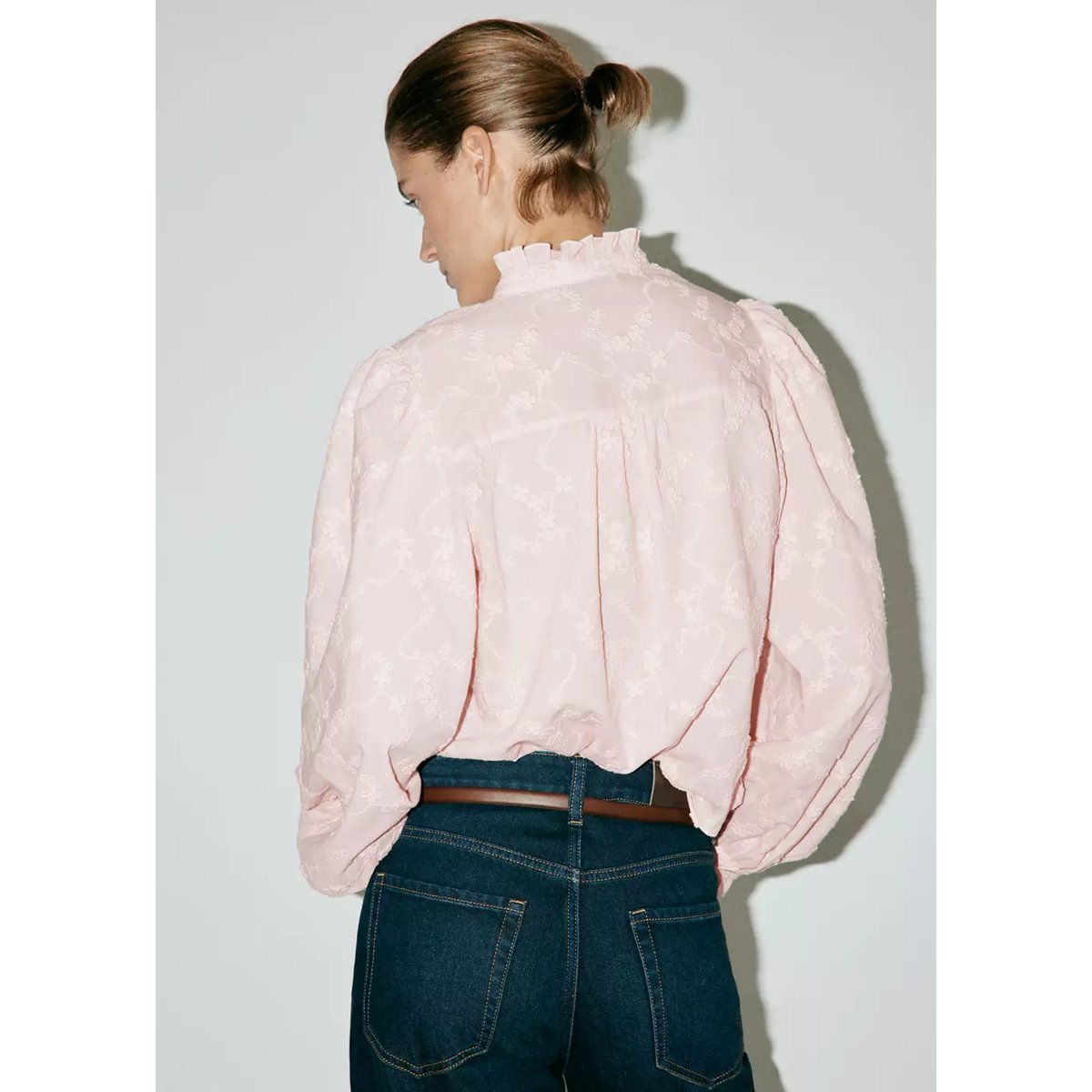 Blouse brodée manches bouffantes rose, MANGO