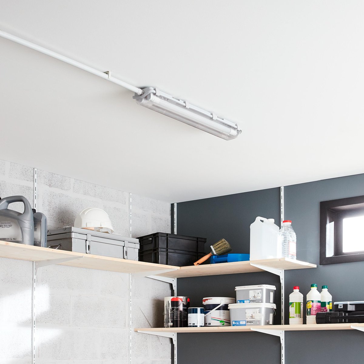 Réglette LED T8, IP65, INSPIRE gris / argent, INSPIRE