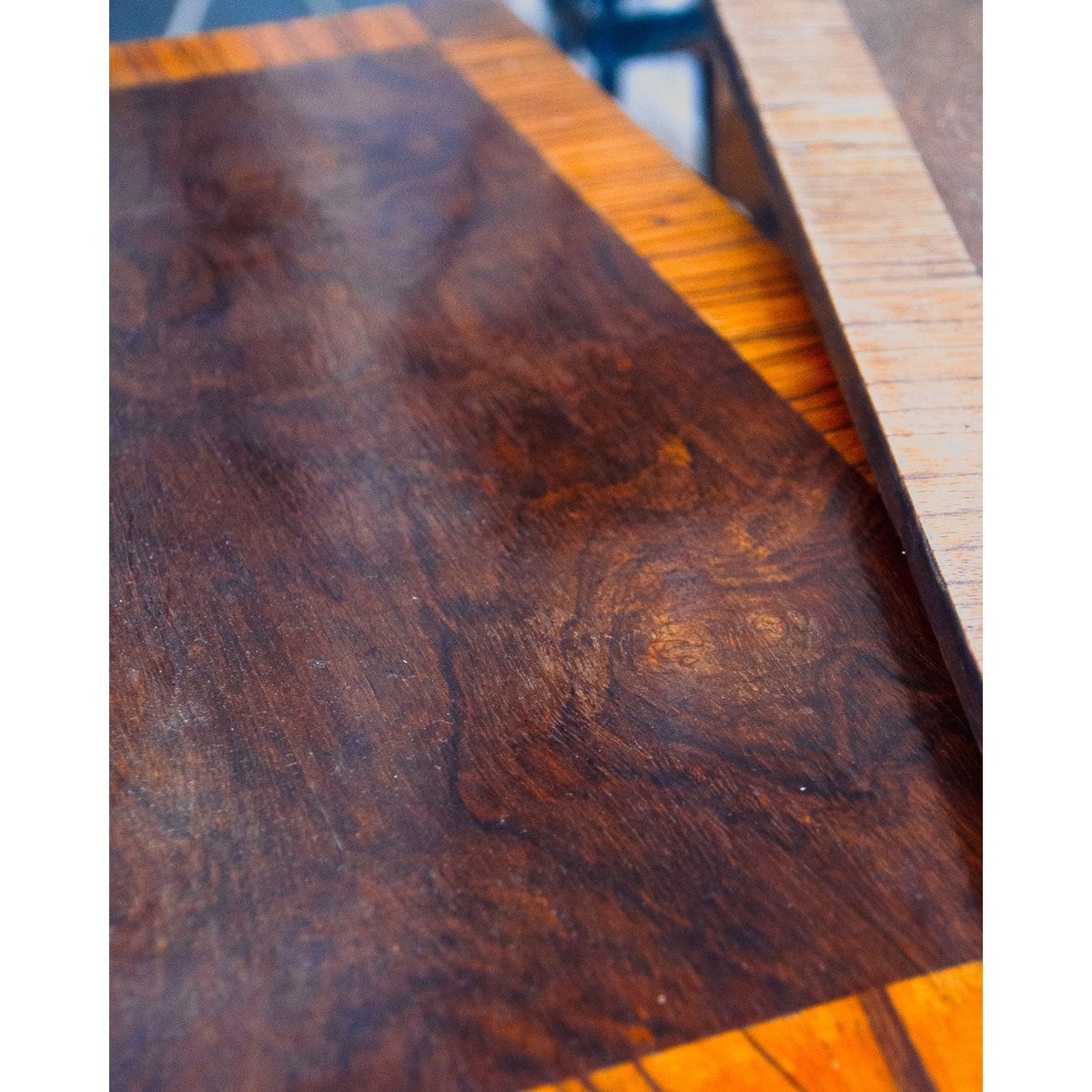 Table gigogne en marqueterie Barbara N°152 - Bon état bois foncé, DEBONGOUT