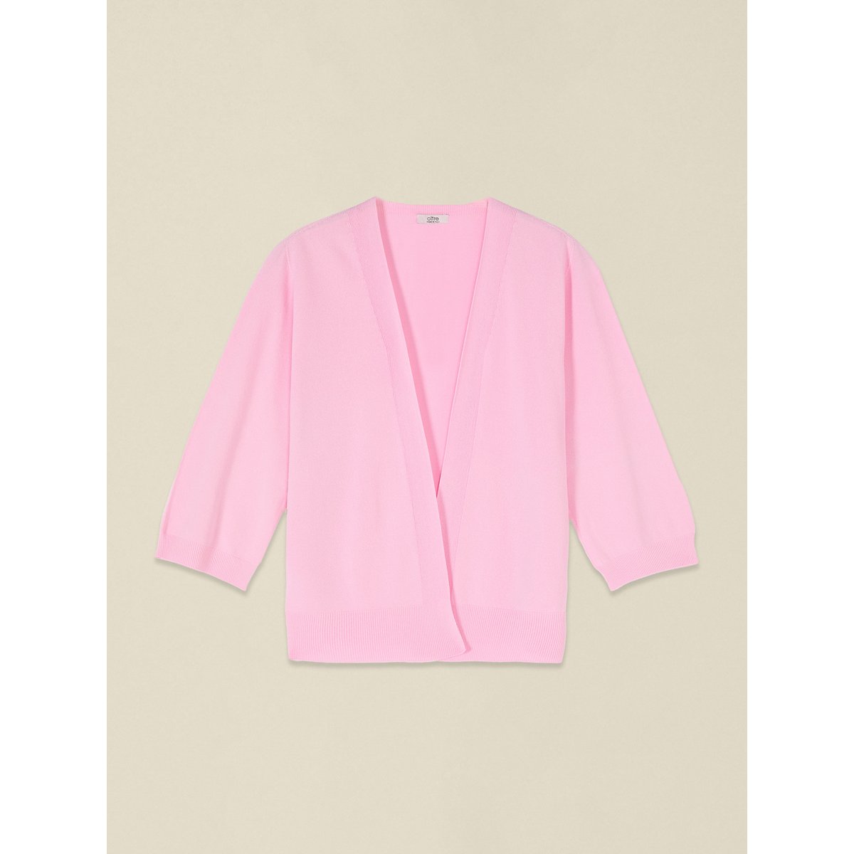 Cardigan rose, OLTRE