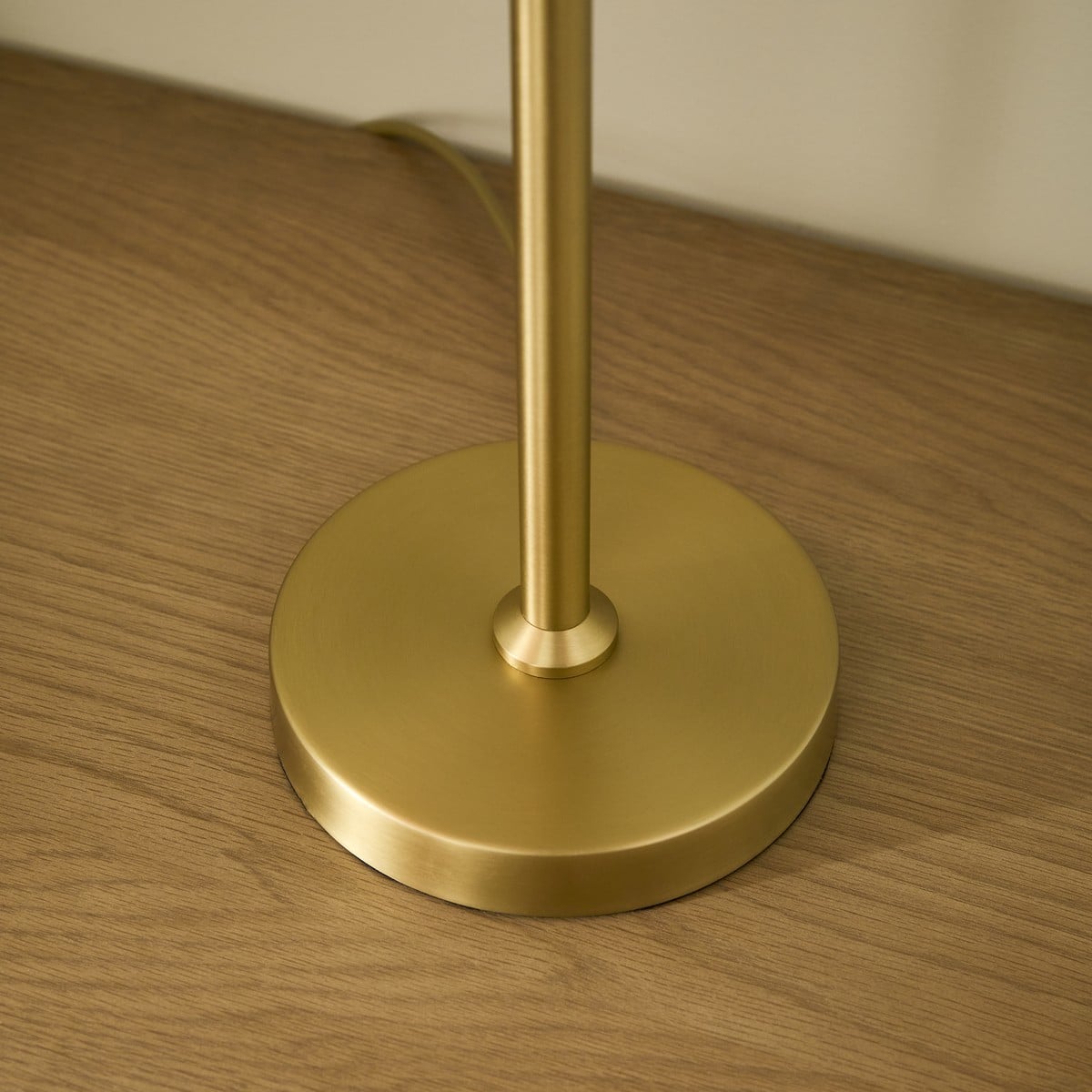 Lampe à poser aspect albâtre SARA beige, SIGNATURE