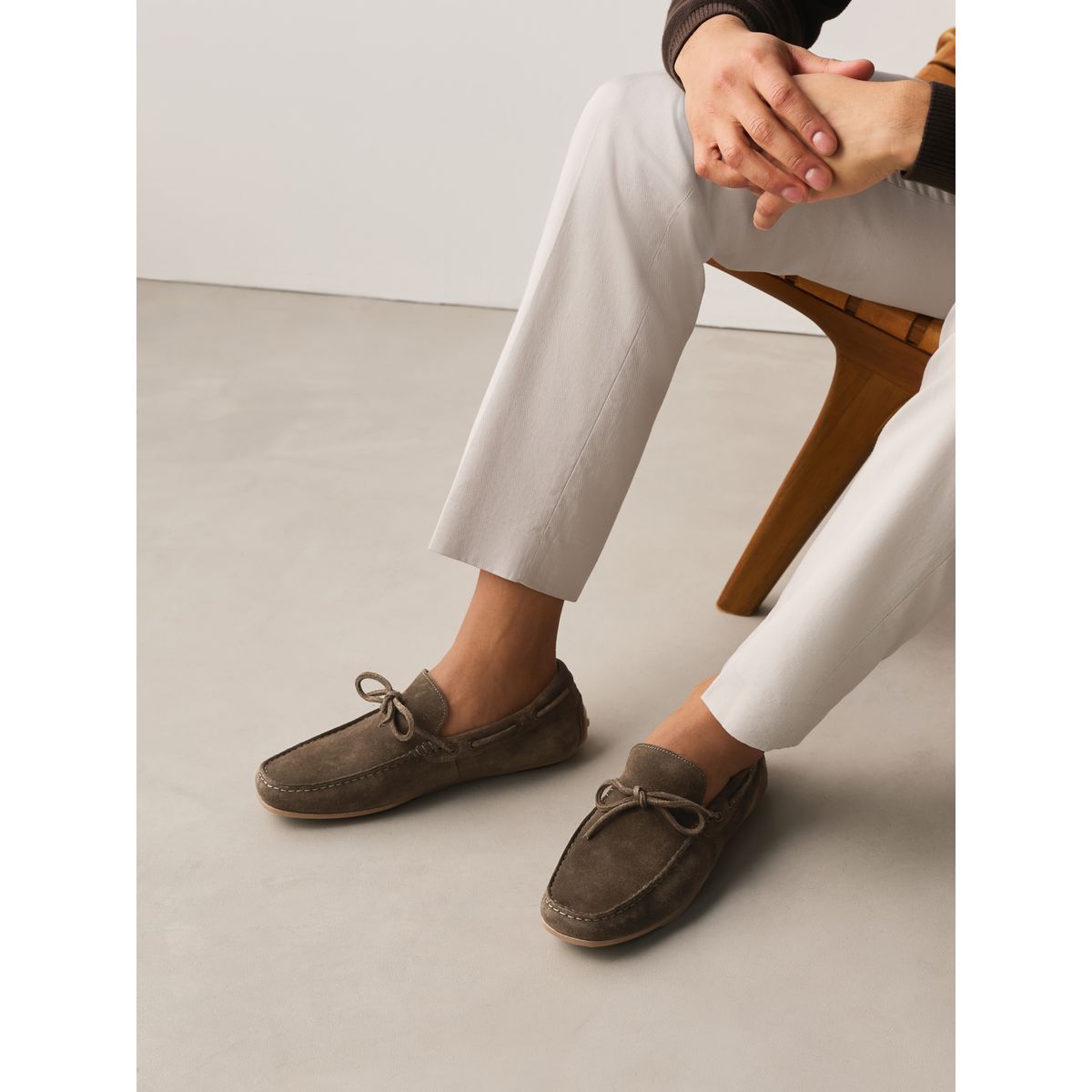 Chaussures en daim avec nœud sur le devant vert kaki, NEXT