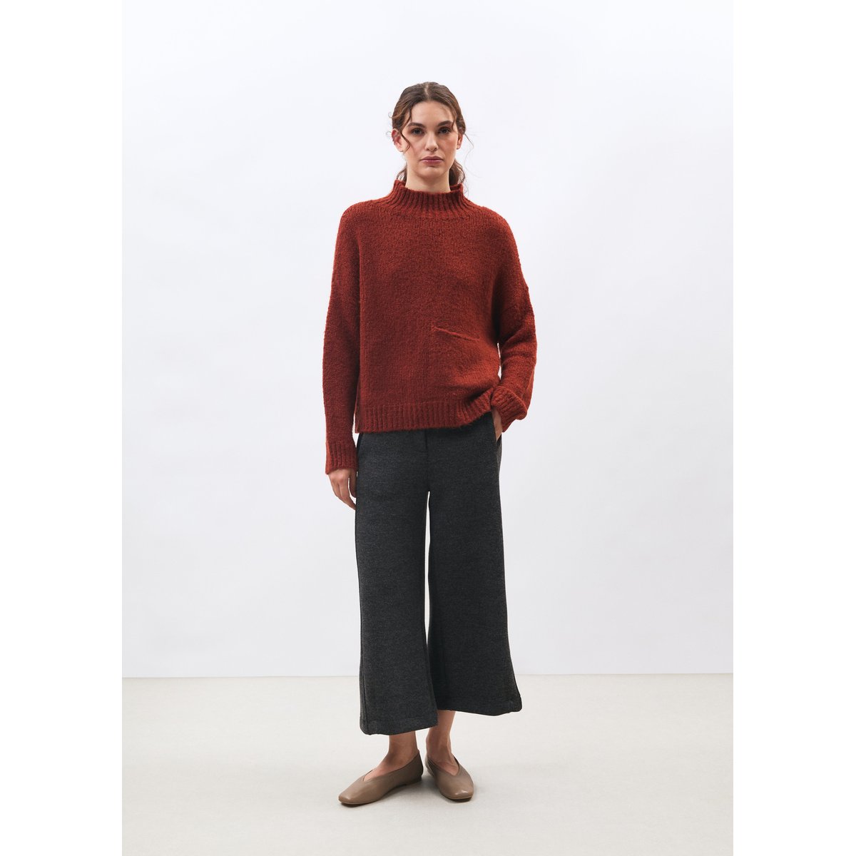 Pull en maille bouclette col montant orange, HUMILITY
