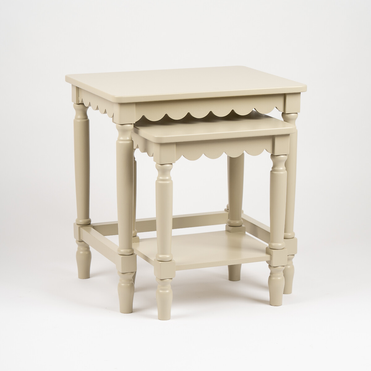 Set Of 2 Elms Scalloped Edge Nesting Tables raw linen, SO'HOME