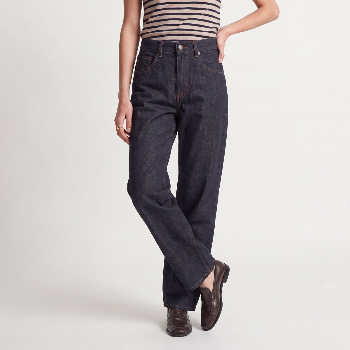 Jean droit, jambe légèrement ample, taille haute à cinq poches ORARIA bleu denim, ARTLOVE