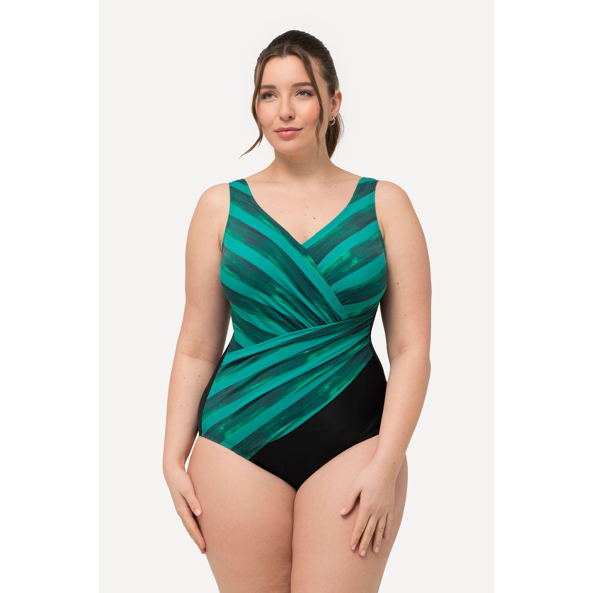 Maillot de bain à bonnets souples. Rayures noir, ULLA POPKEN