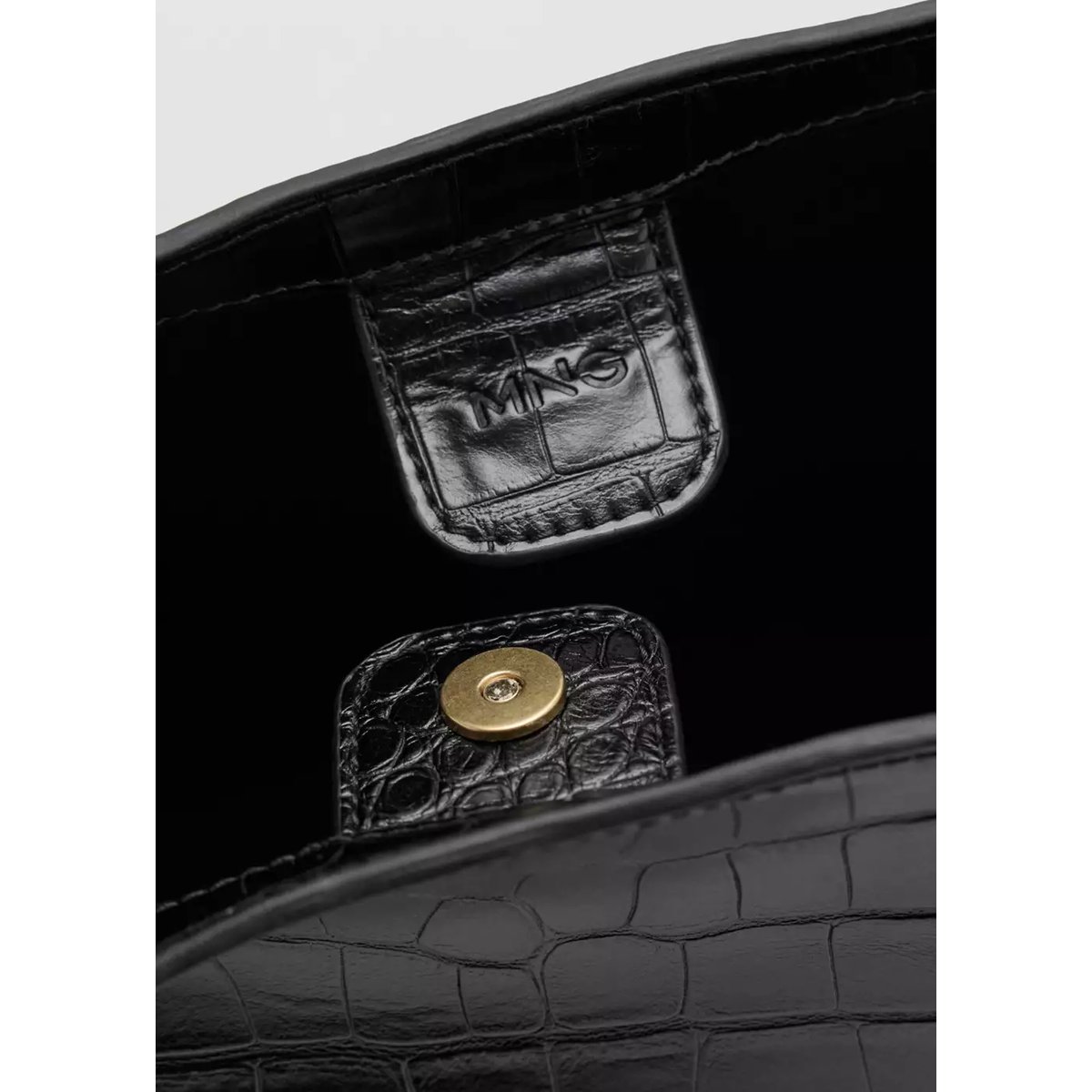 Sac porté épaule effet croco noir, MANGO