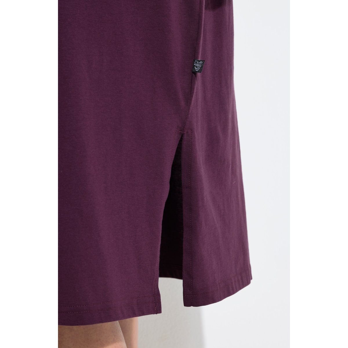 Chemise de nuit à col rond et manches prune foncé, ULLA POPKEN