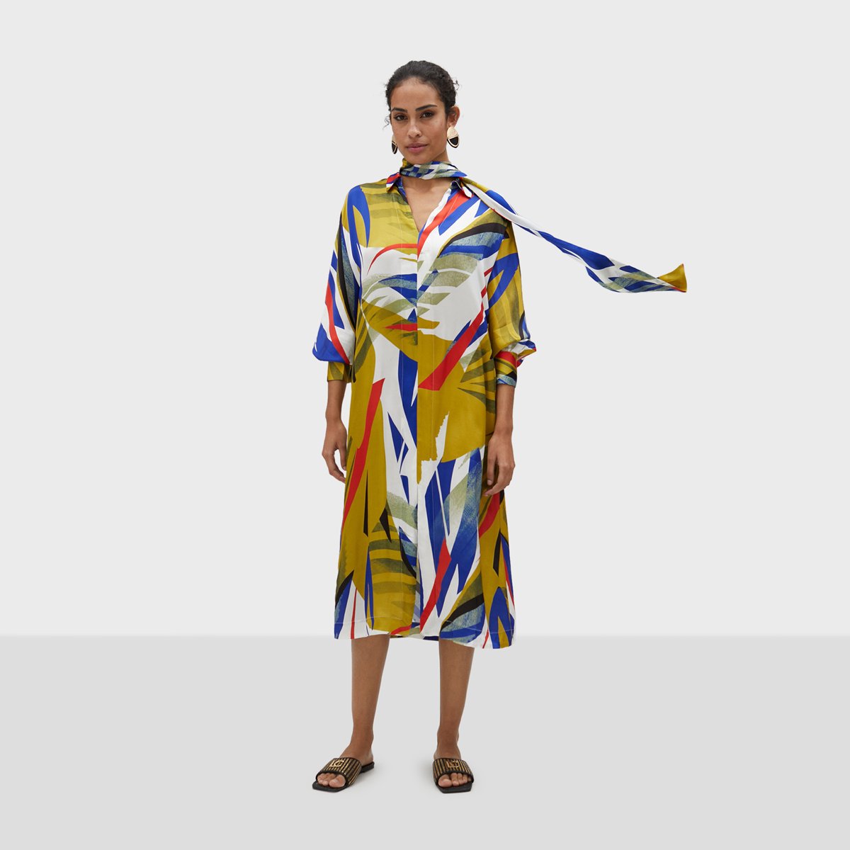 Robe chemise avec manches longues kaki clair, LOLA CASADEMUNT