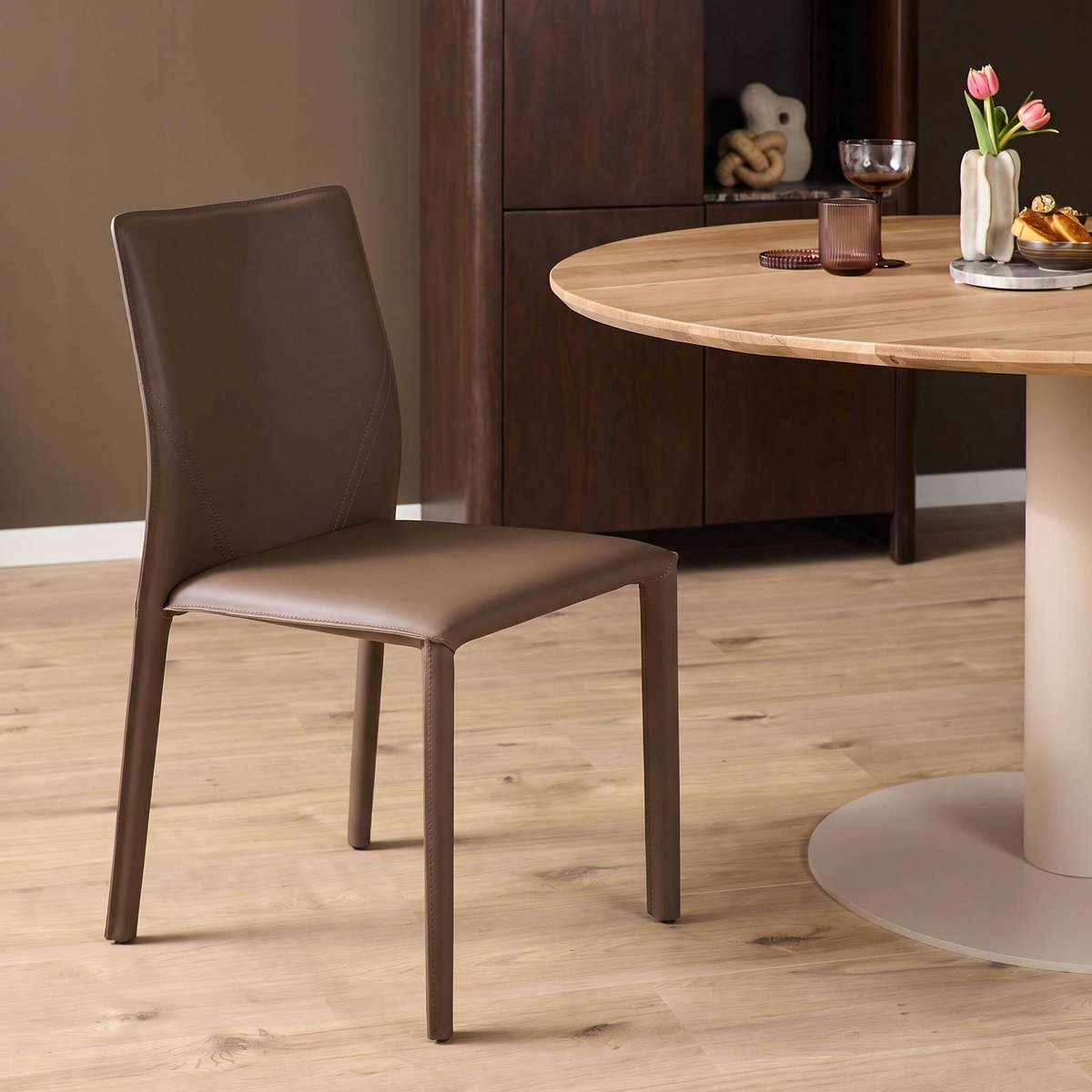 Chaise moderne en simili (lot de 2) CORTINA marron, PIER IMPORT