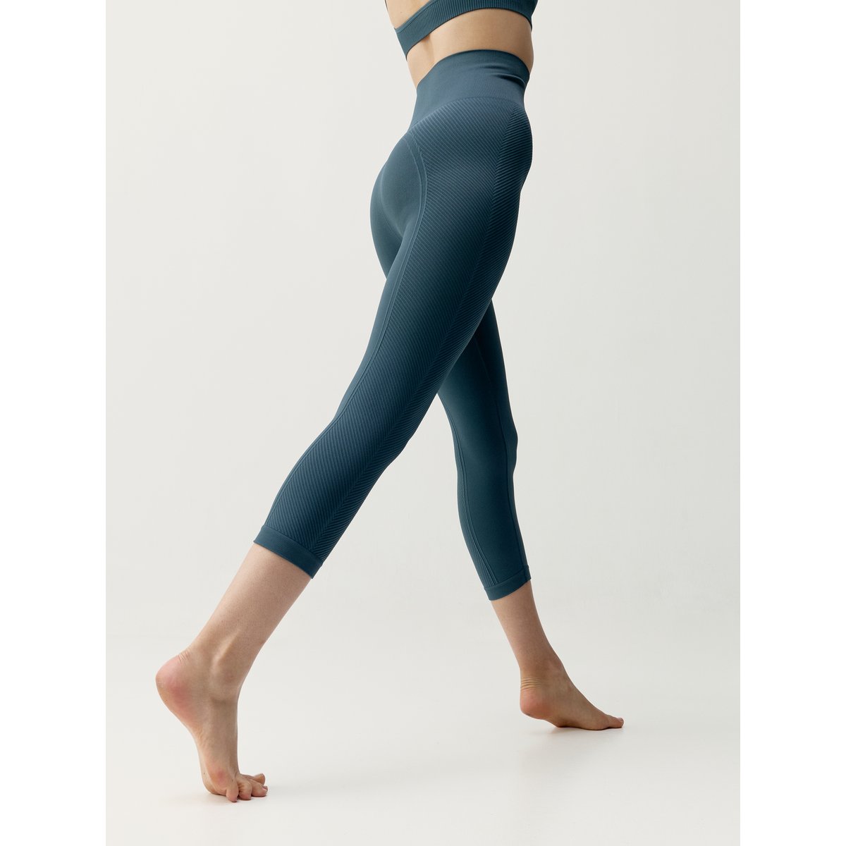 Legging de sport femme Apamala longueur capri taille haute bleu gris tempête, BORN