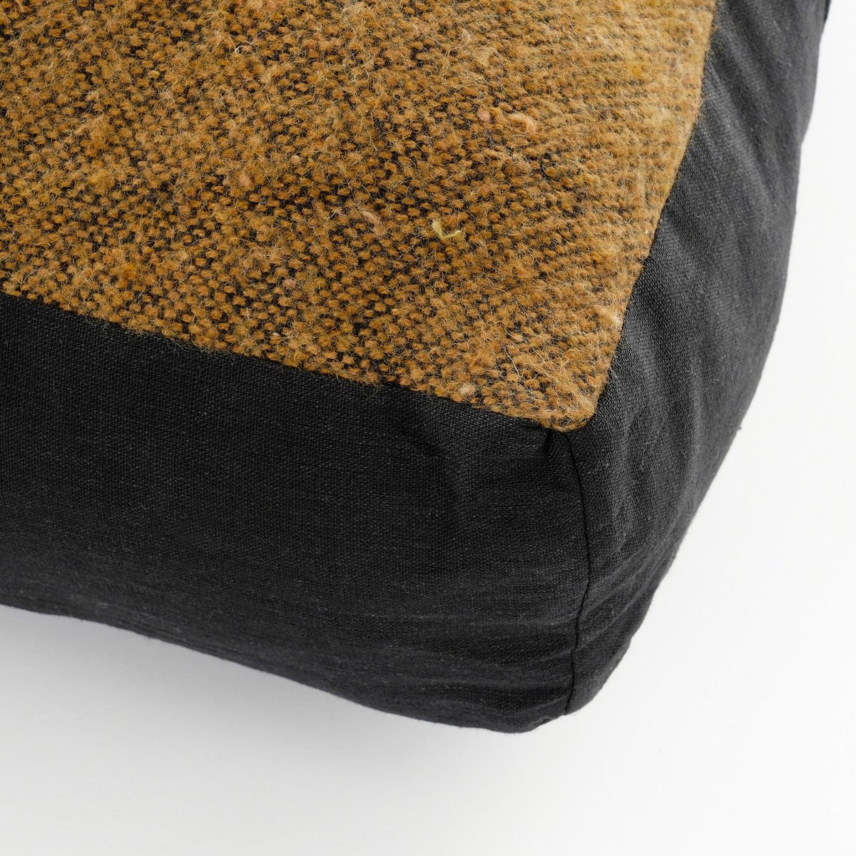 Coussin de sol en jacquard texturé CHRISSY marron, IN THE MOOD COLLECTION