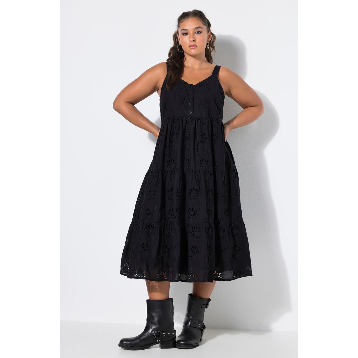 Robe midi à bretelles, coupe évasée noir, STUDIO UNTOLD