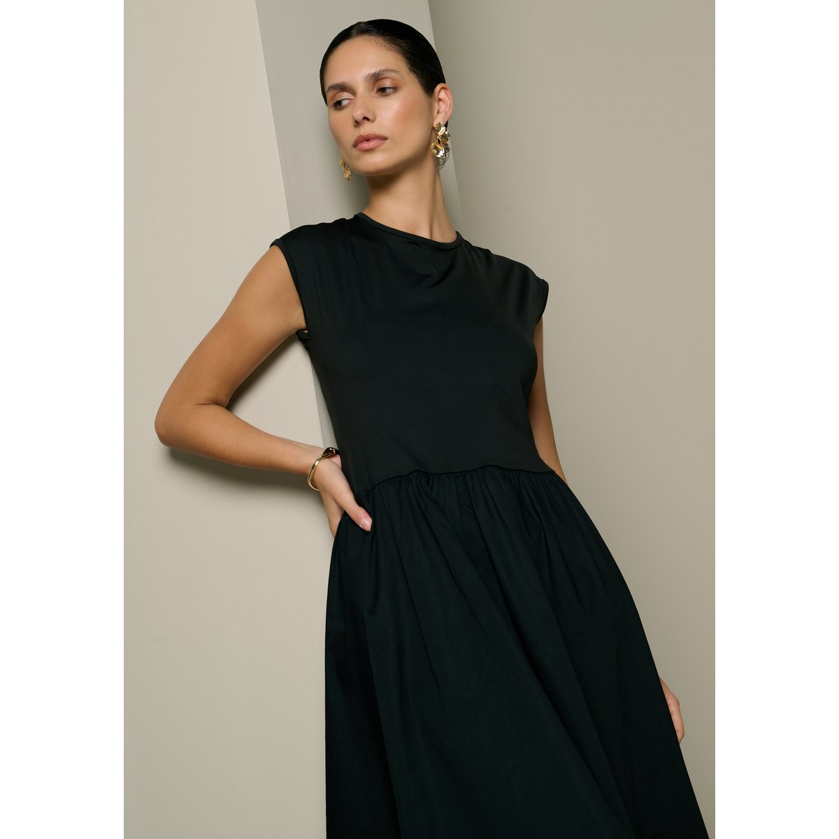 Robe midi fluide noir, LOLALIZA
