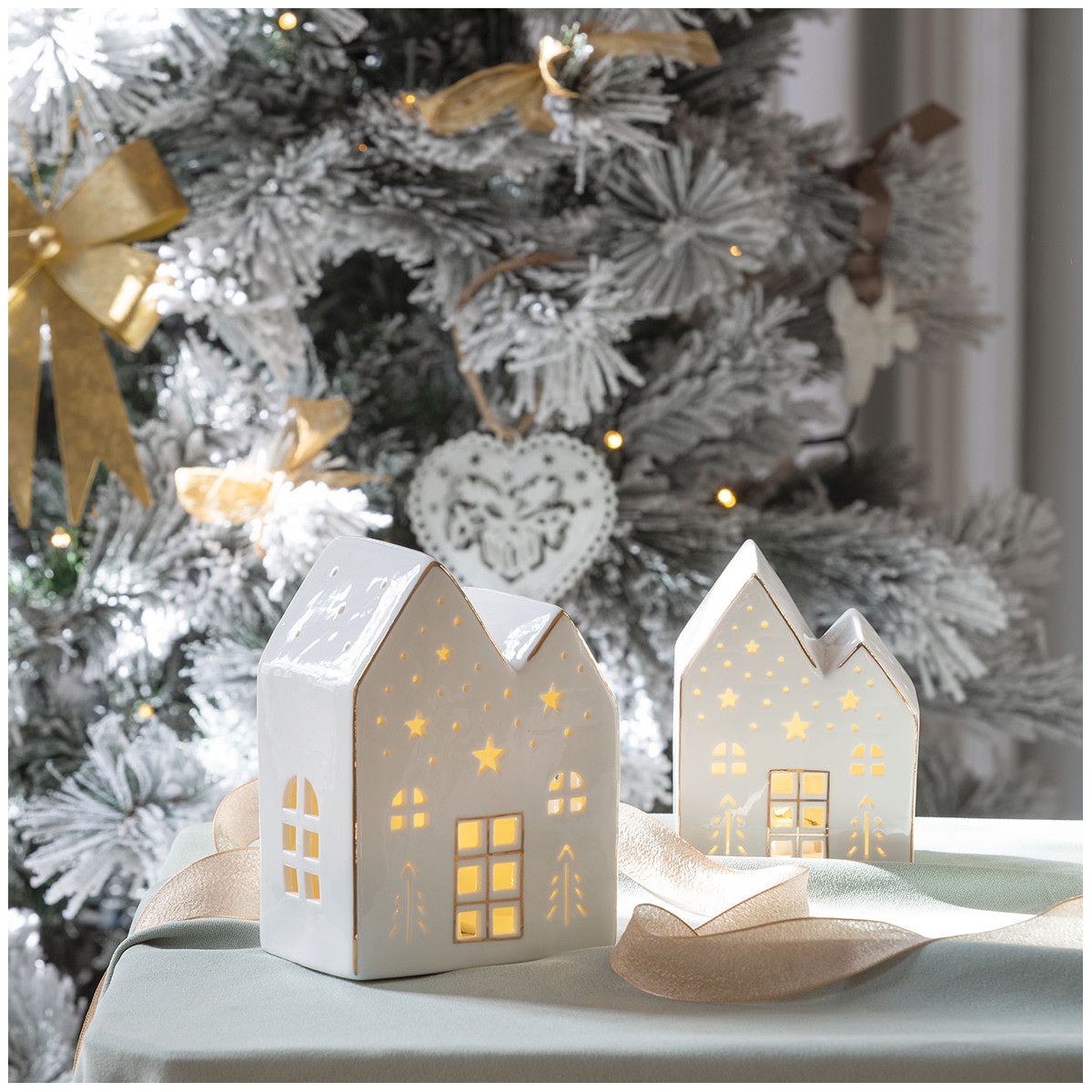 Maison décorative avec LED petit modèle blanc, MATHILDE M