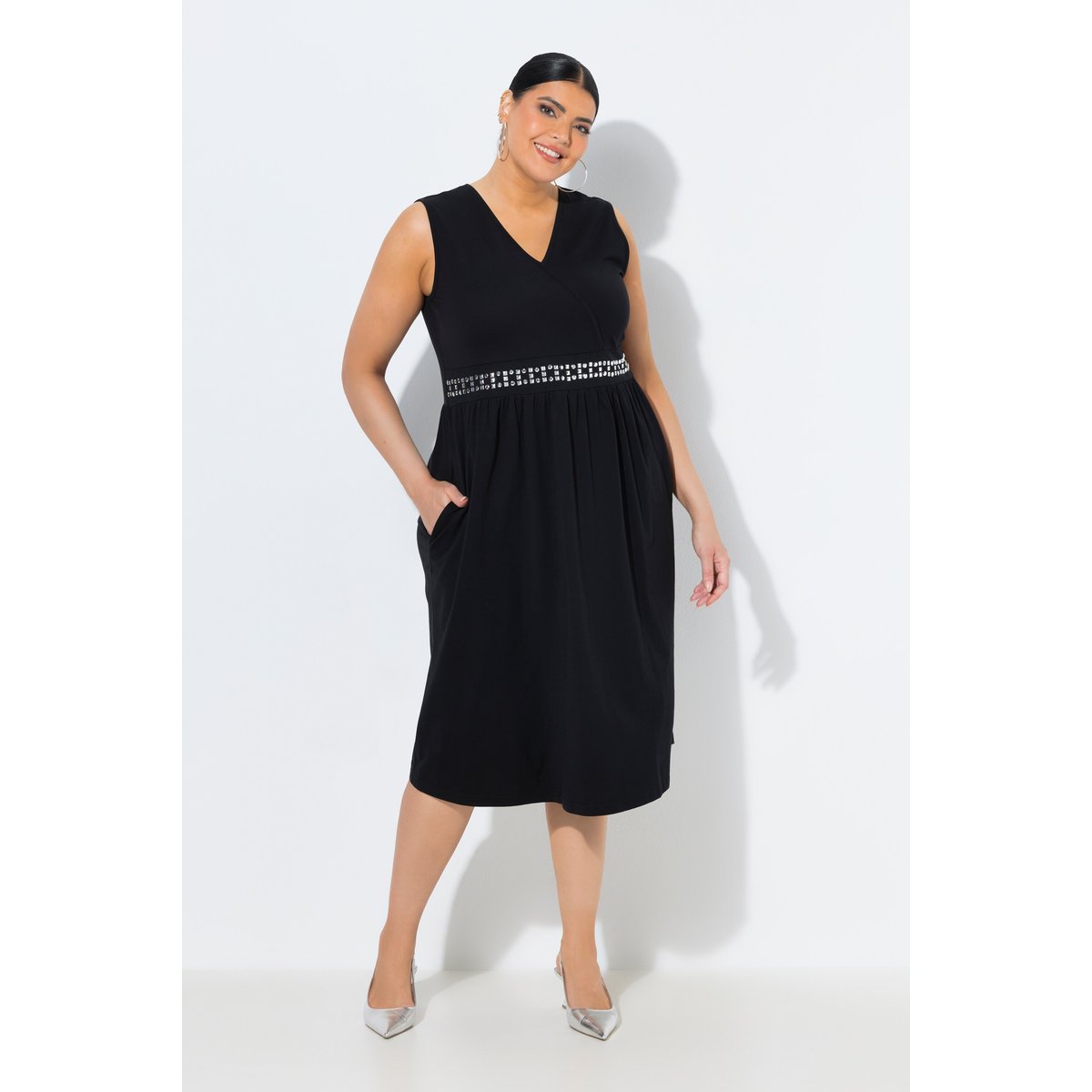 Robe midi sans manches, avec broderies noir, ULLA POPKEN
