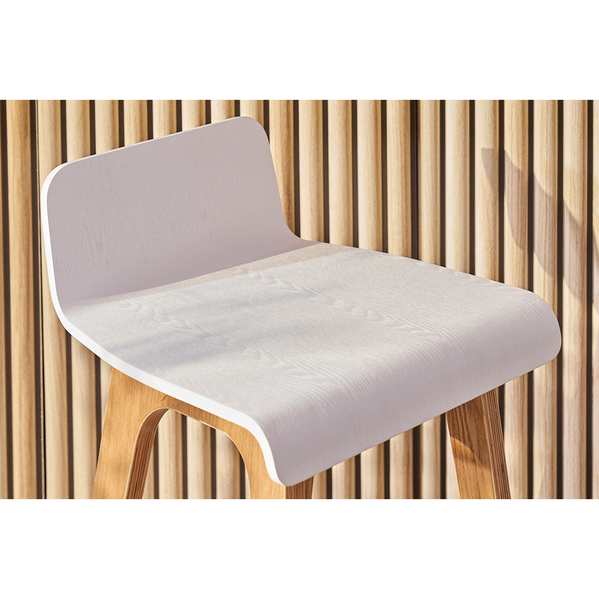 Chaise de bar scandinave en bois H65 cm BALTIK blanc, MILIBOO