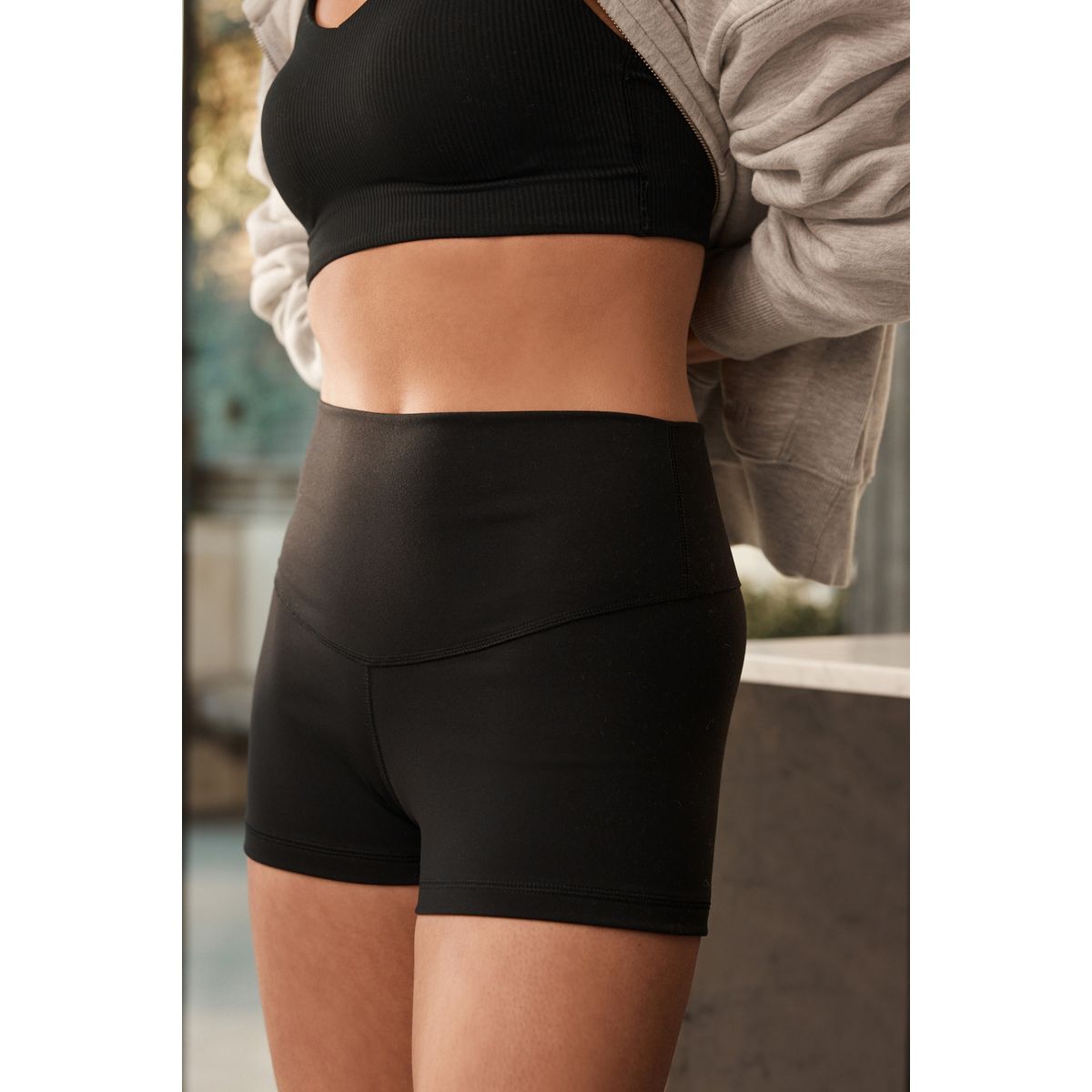 Short gainant effet ventre plat active sports noir, NEXT