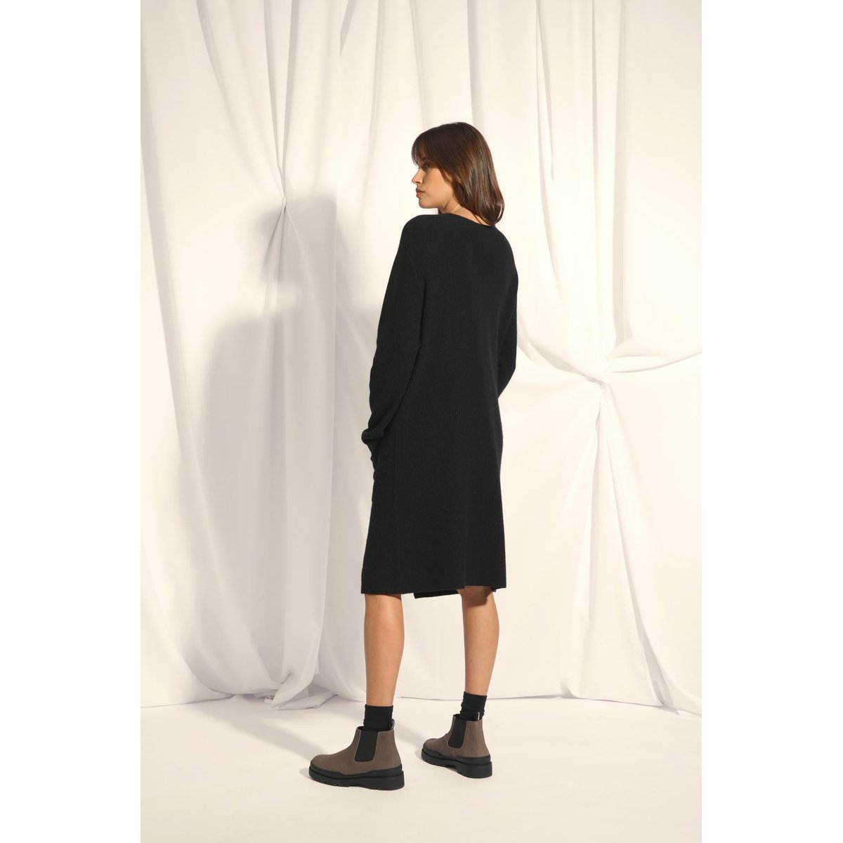 Cardigan Long Col V Noir Dache noir, JUST CASHMERE