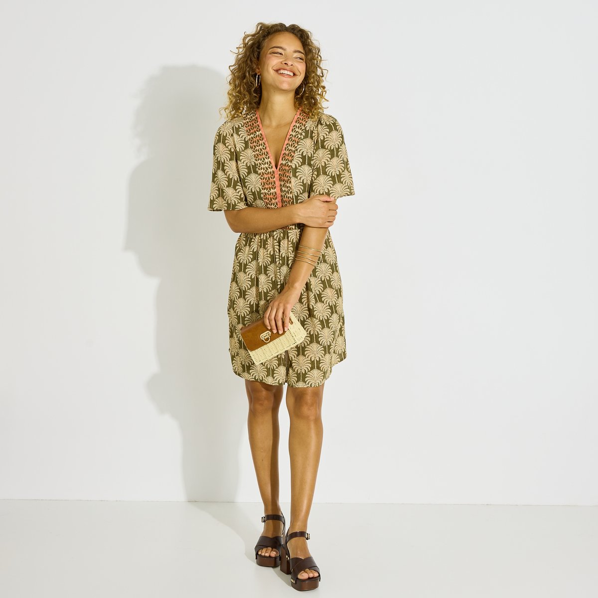 Robe courte col V imprimé palmiers vert kaki, GRAIN DE MALICE