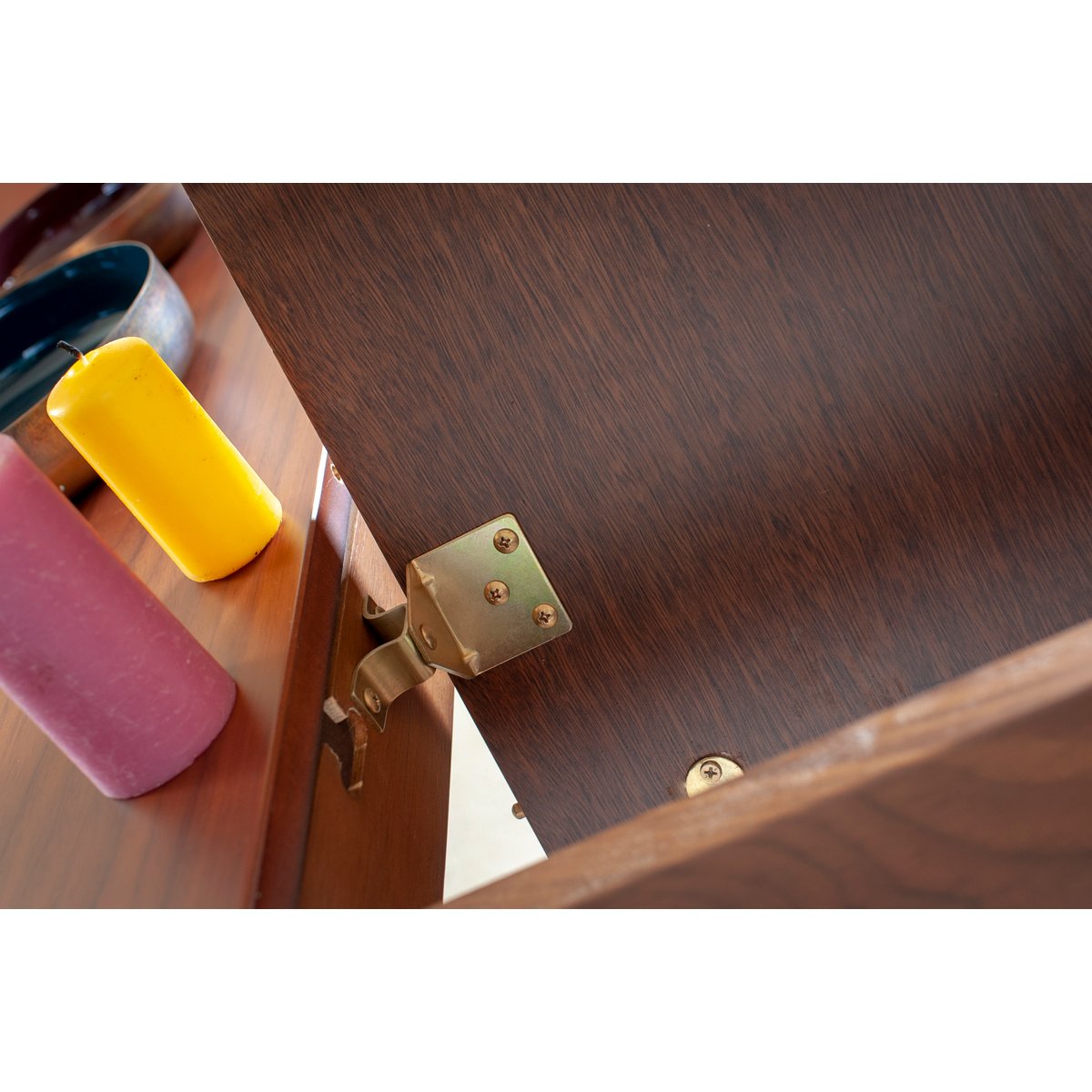 Table à rallonge en noyer CRISTINA bois foncé, PRODUIT INTERIEUR BRUT