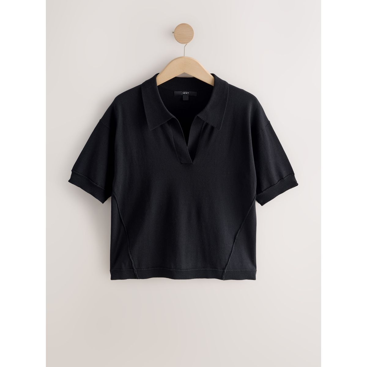 Polo doux en maille de coton majoritaire noir, NEXT