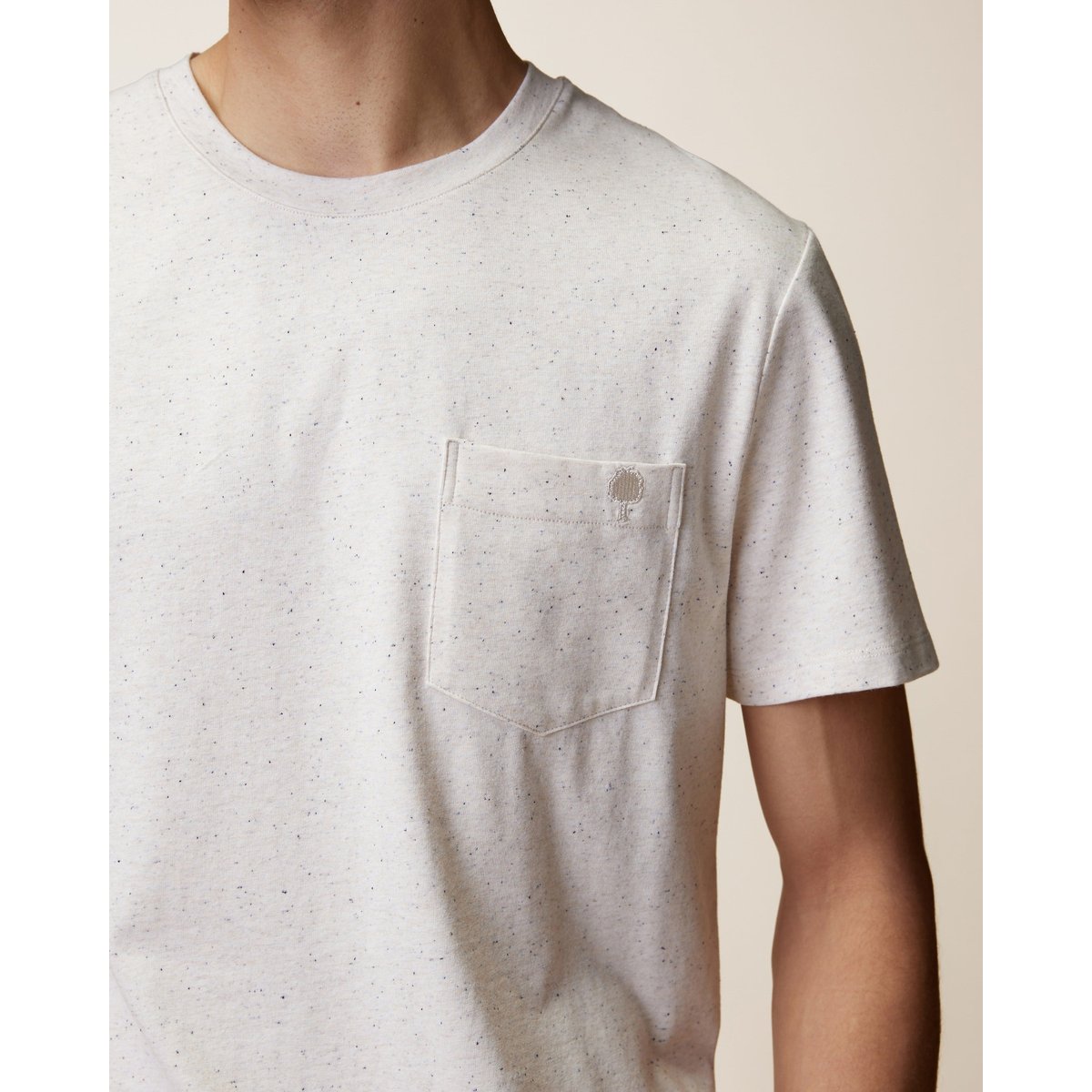 T-shirt en maille écru et bleu marine, FAGUO