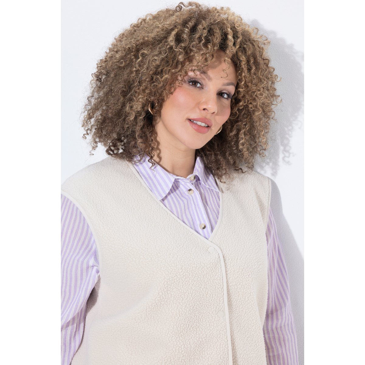 Gilet en polaire bouclée, coupe courte vanille, ULLA POPKEN