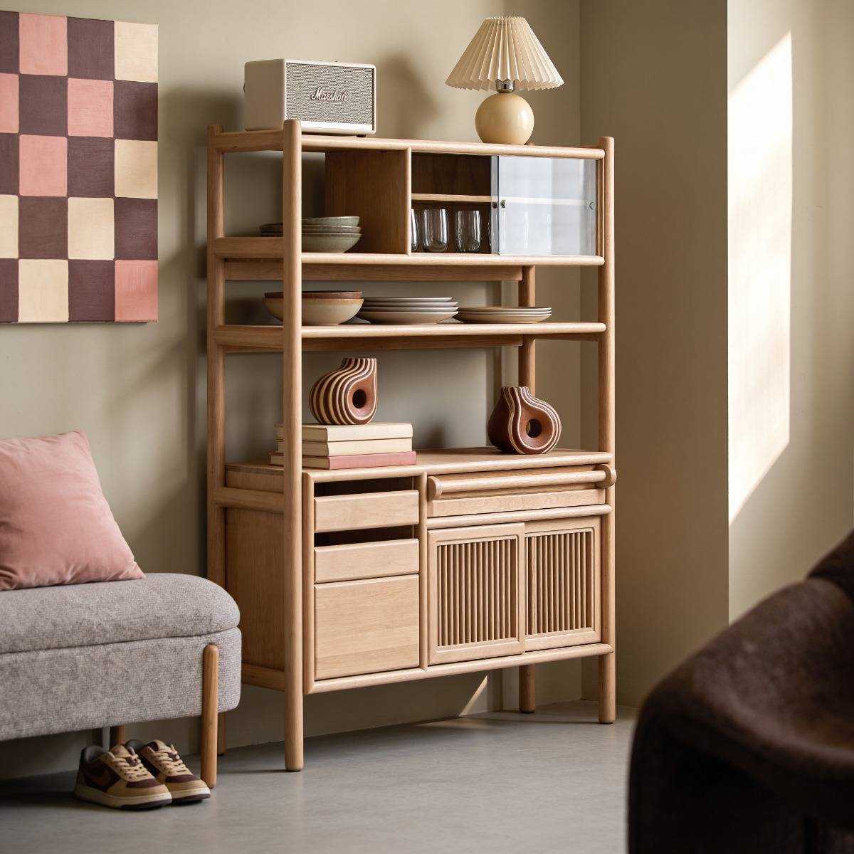 Vaisselier en bois de manguier JUSTINE bois clair, MADE IN MEUBLES