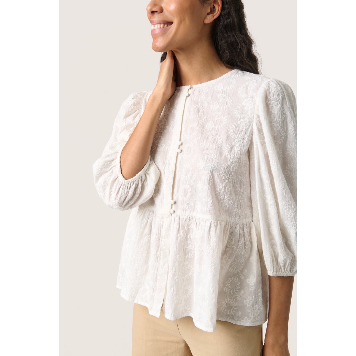 Blouse with short sleeve blanc broken white, SOAKED IN LUXURY