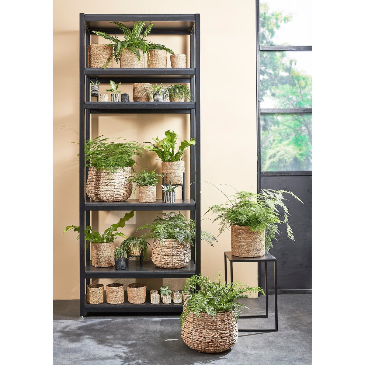 Panier à plantes en jonc de mer tressé Ø26 cm AVALON marron clair, MICA DECORATIONS