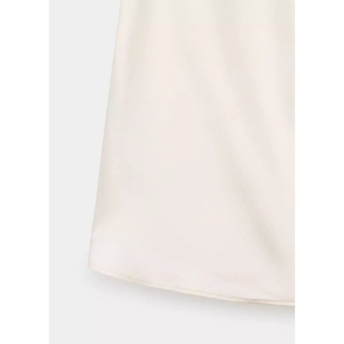 Top satin col bénitier écru, MANGO
