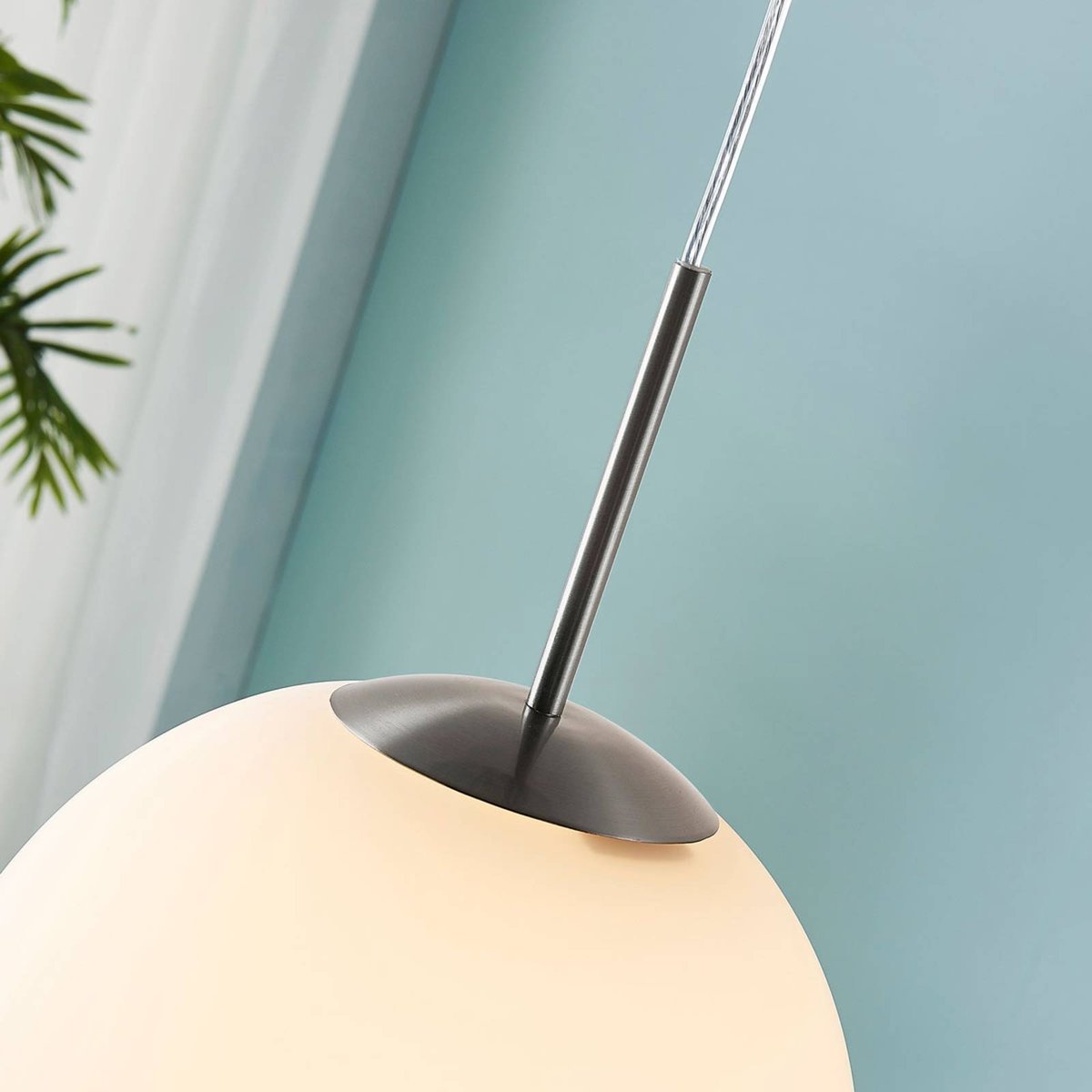 Suspension en verre moderne, Marike blanc, nickel satiné, LINDBY