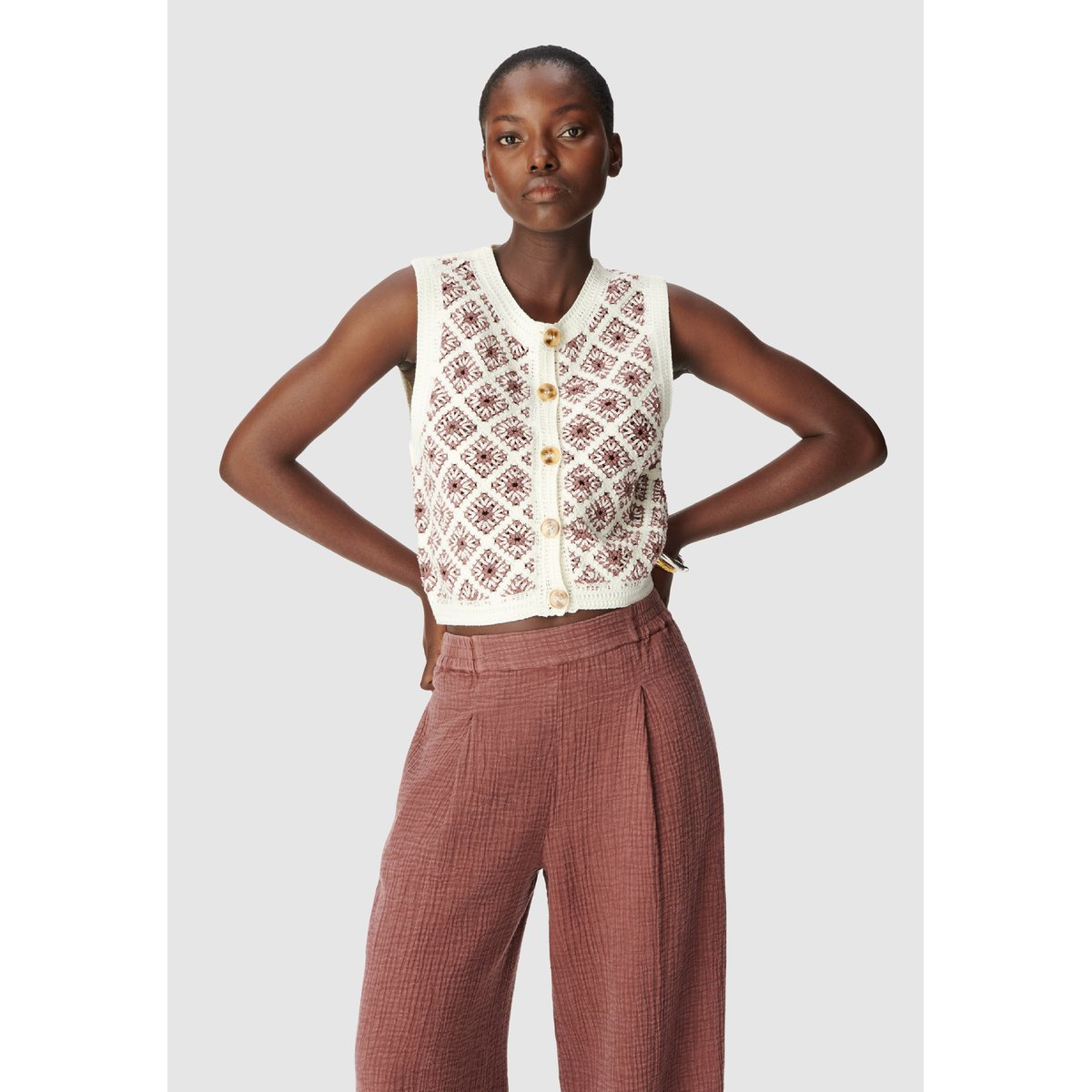 Cardigan crochet sans manches magnum, IKKS