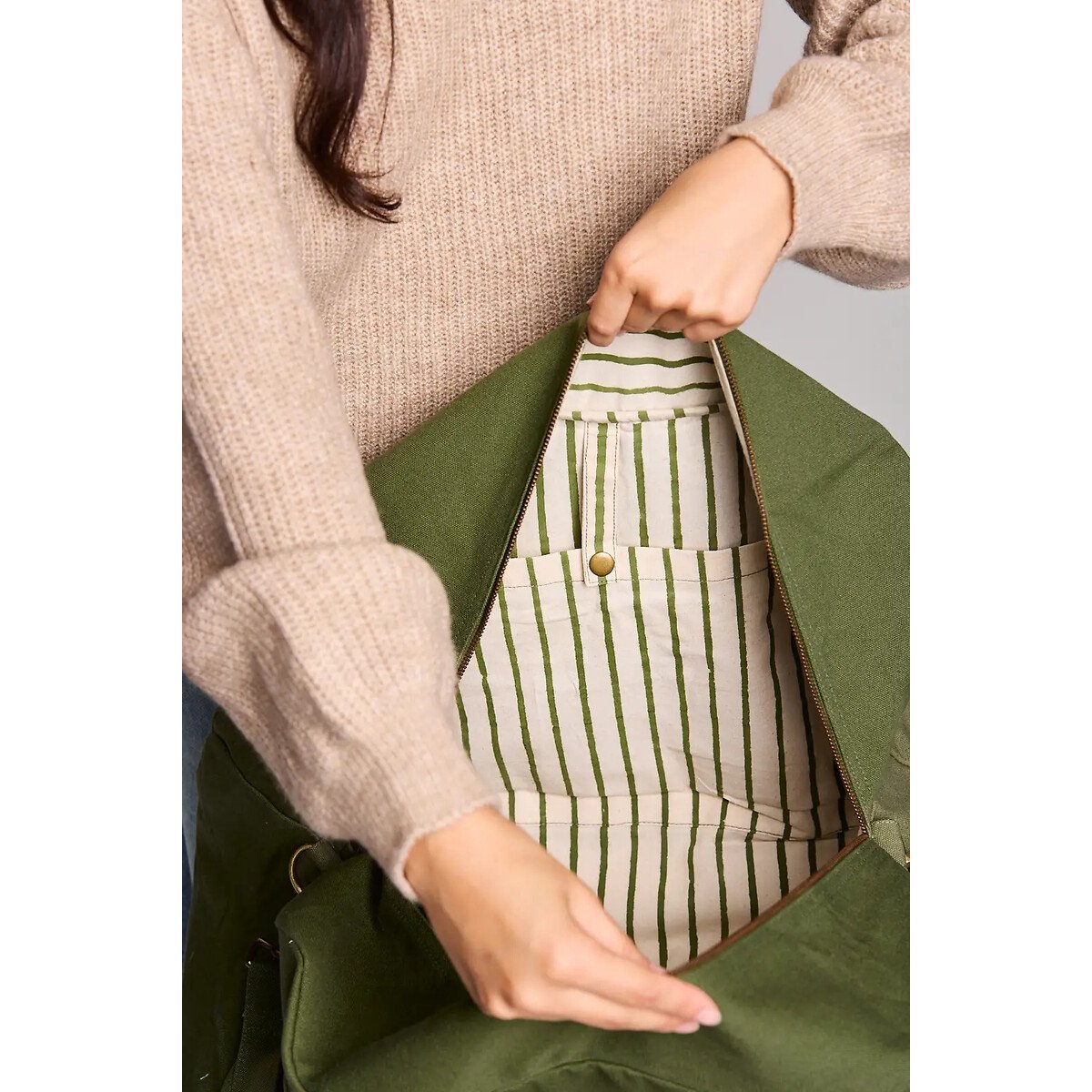 Borsa da viaggio, YVES verde oliva, HINDBAG