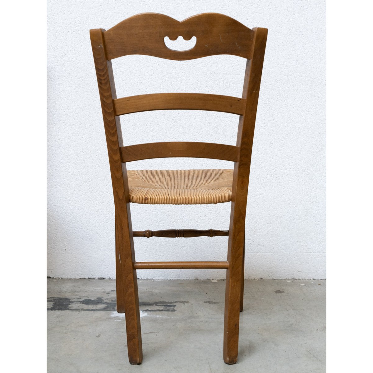 Paire de chaises en bois et paille Claude N°1723 - Bon état bois clair, DEBONGOUT