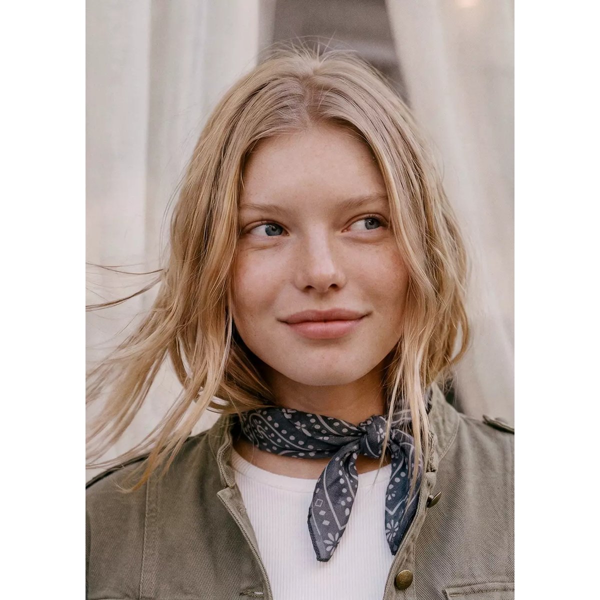 Foulard en gaze à imprimé gris, MANGO TEEN