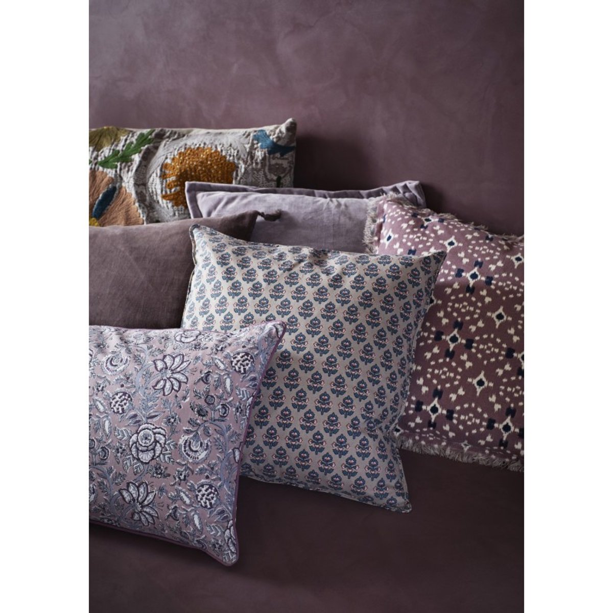 Grande housse de coussin coton brodé multicolore, MADAM STOLTZ