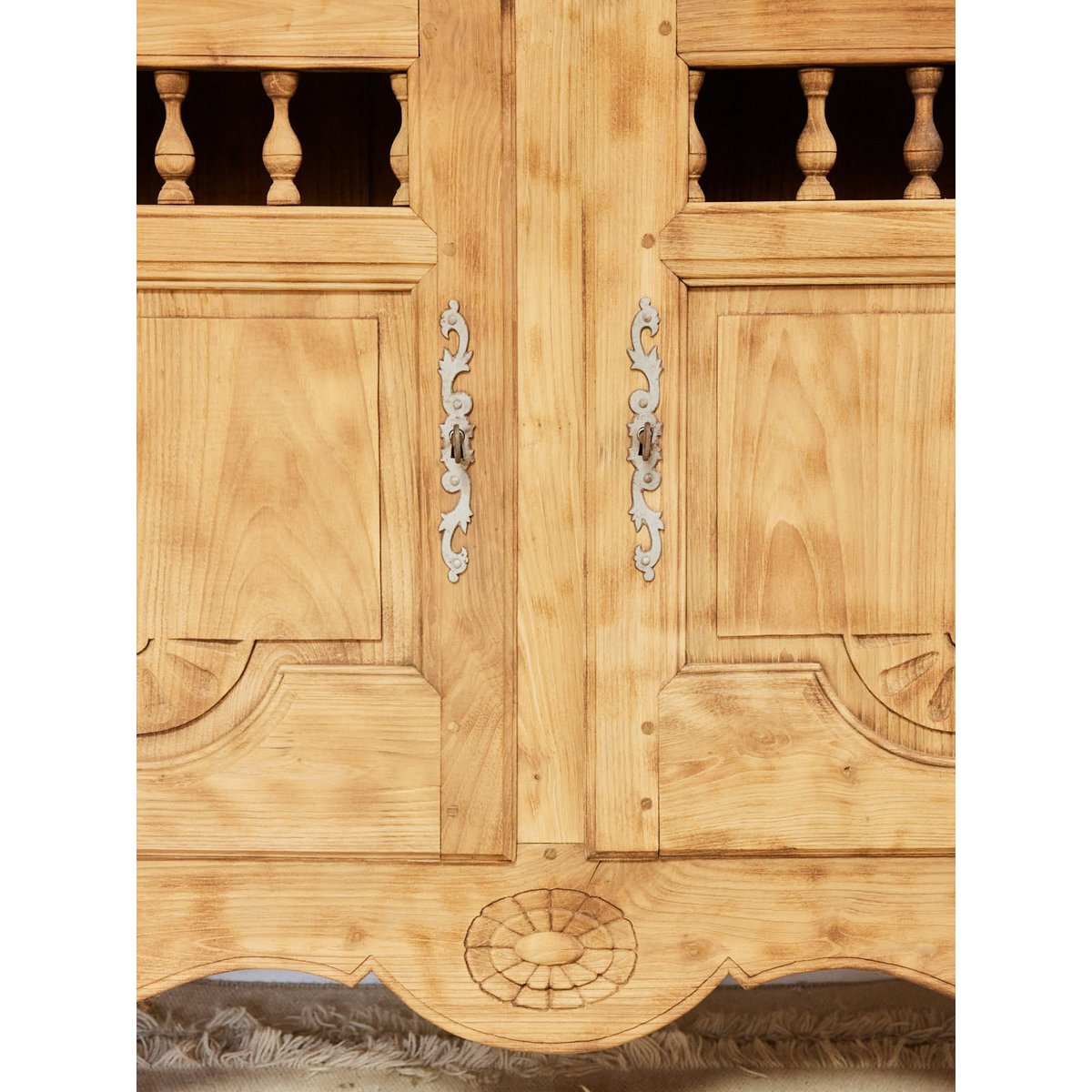 Buffet en bois Gilbert N°1643 - Bon état bois clair, DEBONGOUT
