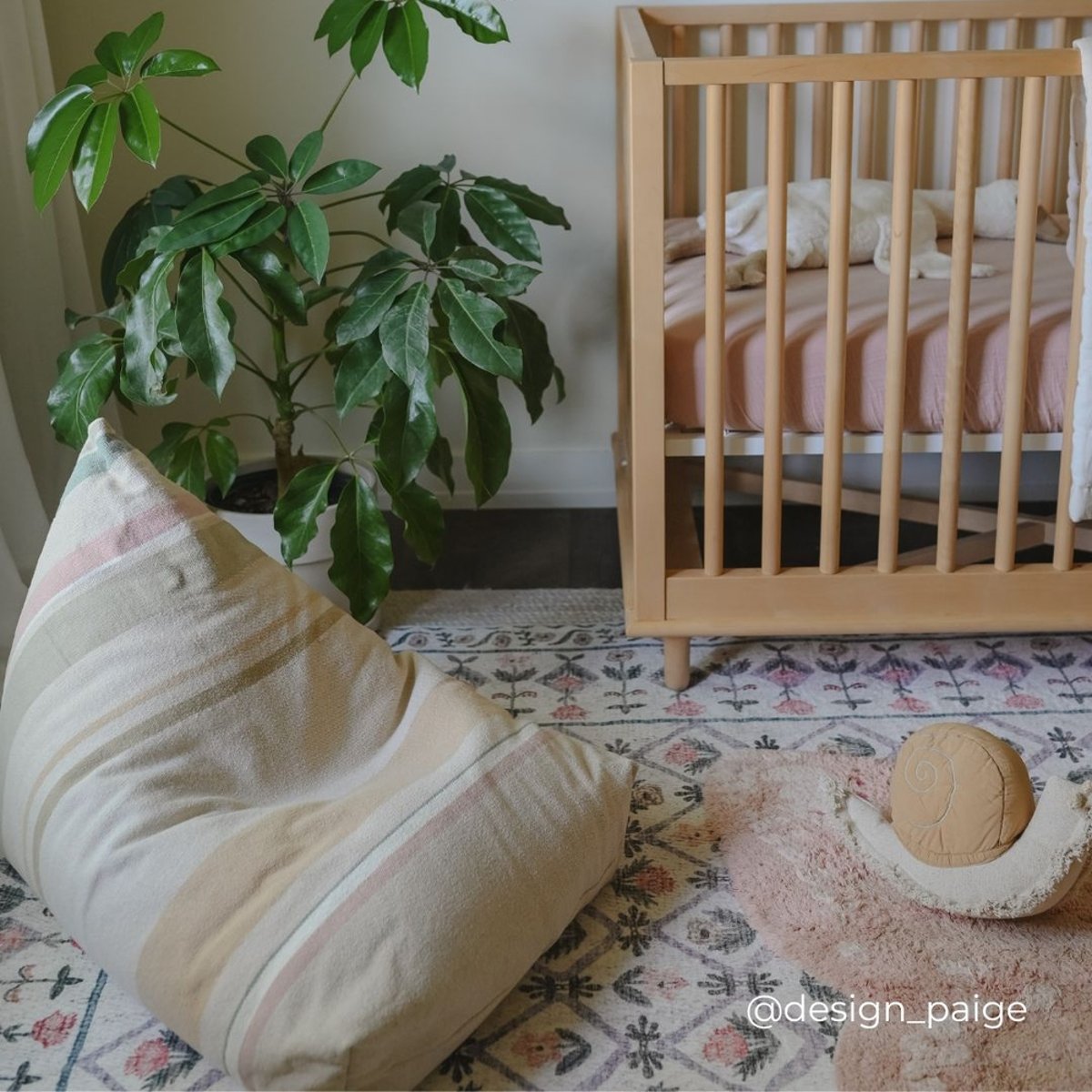 Pouf Cleo - EXCLUSIVE ONLINE nude vintage, olive, LORENA CANALS