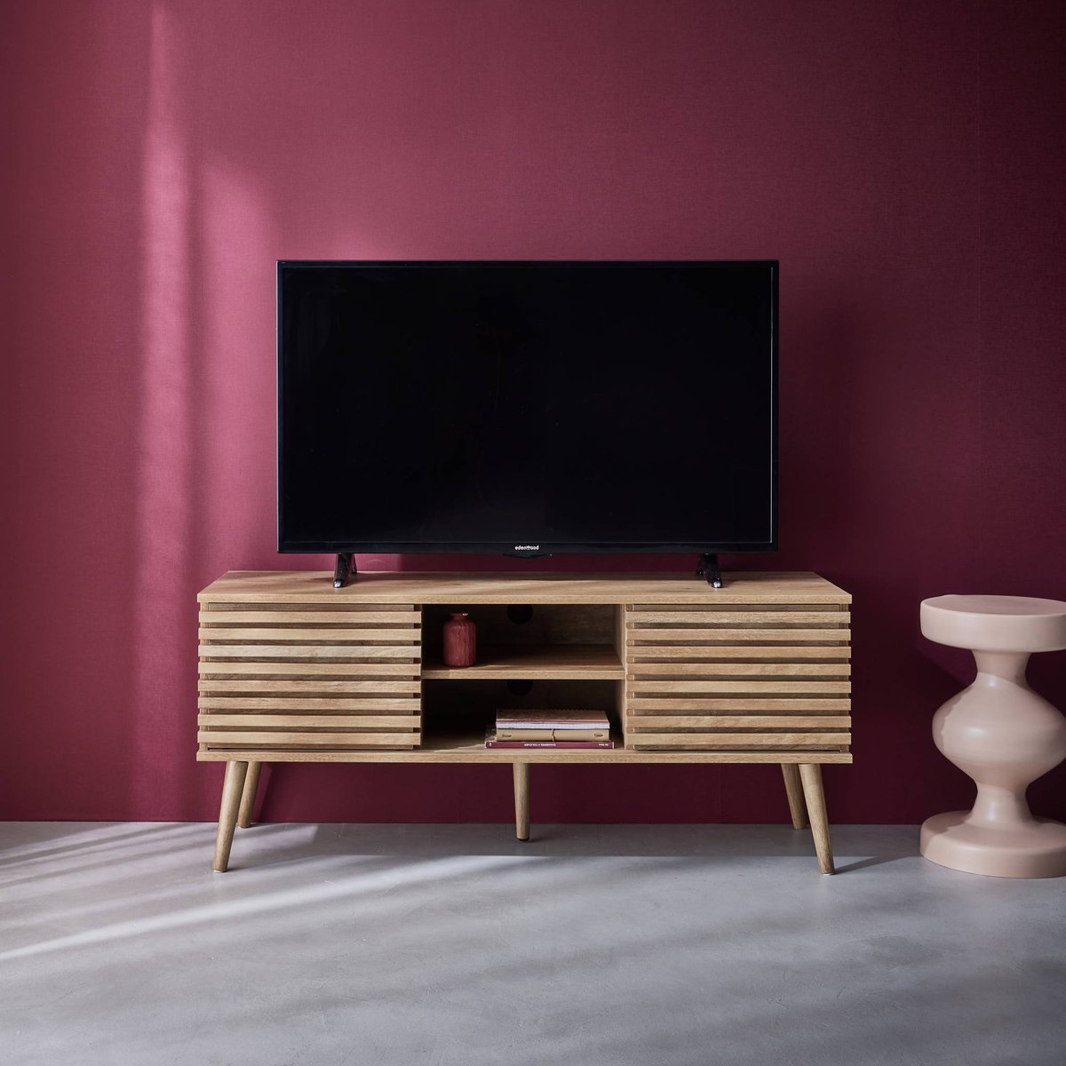 Meuble TV scandinave décor bois rainuré 2 portes 120cm MADERE naturel, SWEEEK