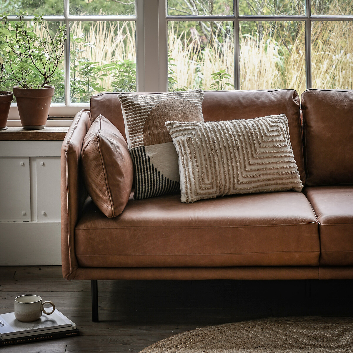 Ashar Mid-Century Vintage Leather 3-Seater Sofa with Black Metal Legs brown , ÉDITÉ