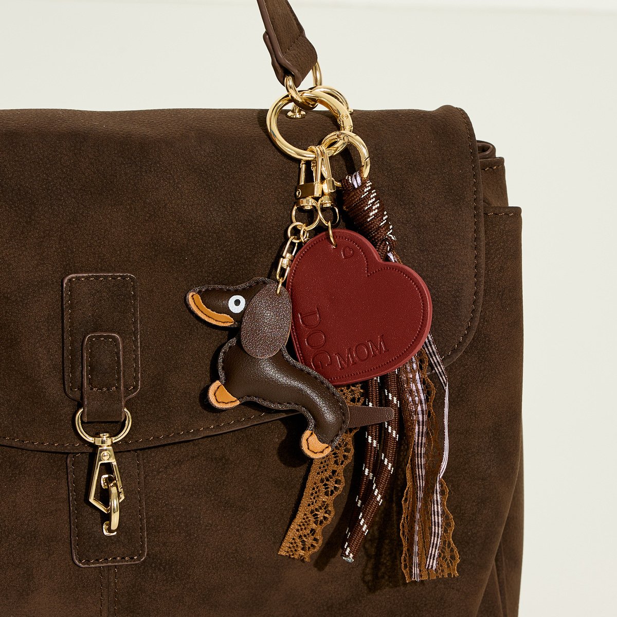 Grigri de sac chien marron, GRAIN DE MALICE