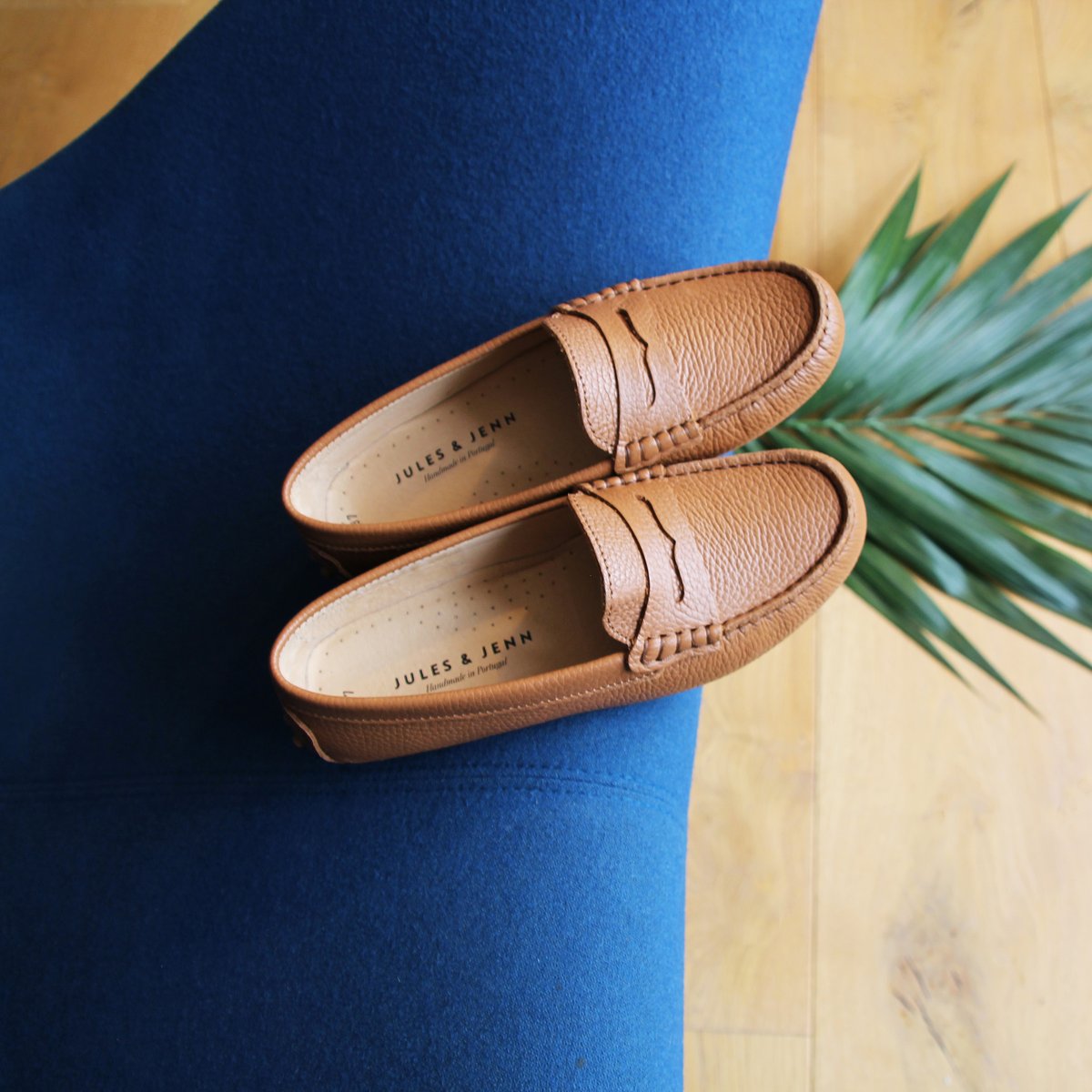 Mocassins femme cuir grainé camel, JULES & JENN