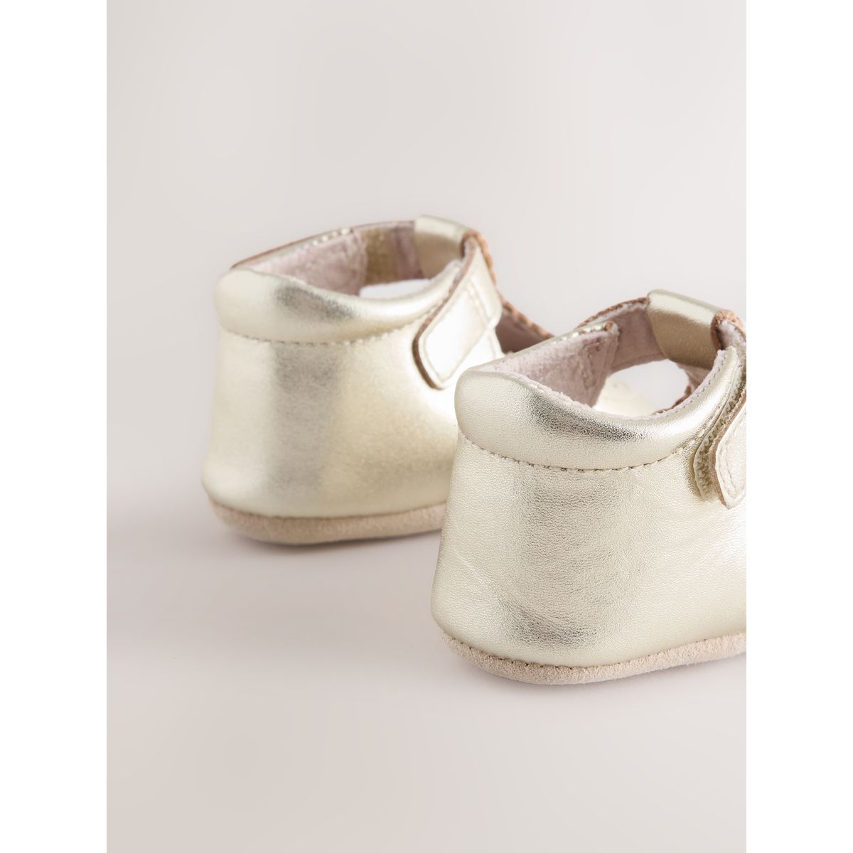 Salomés en cuir bébé doré, NEXT